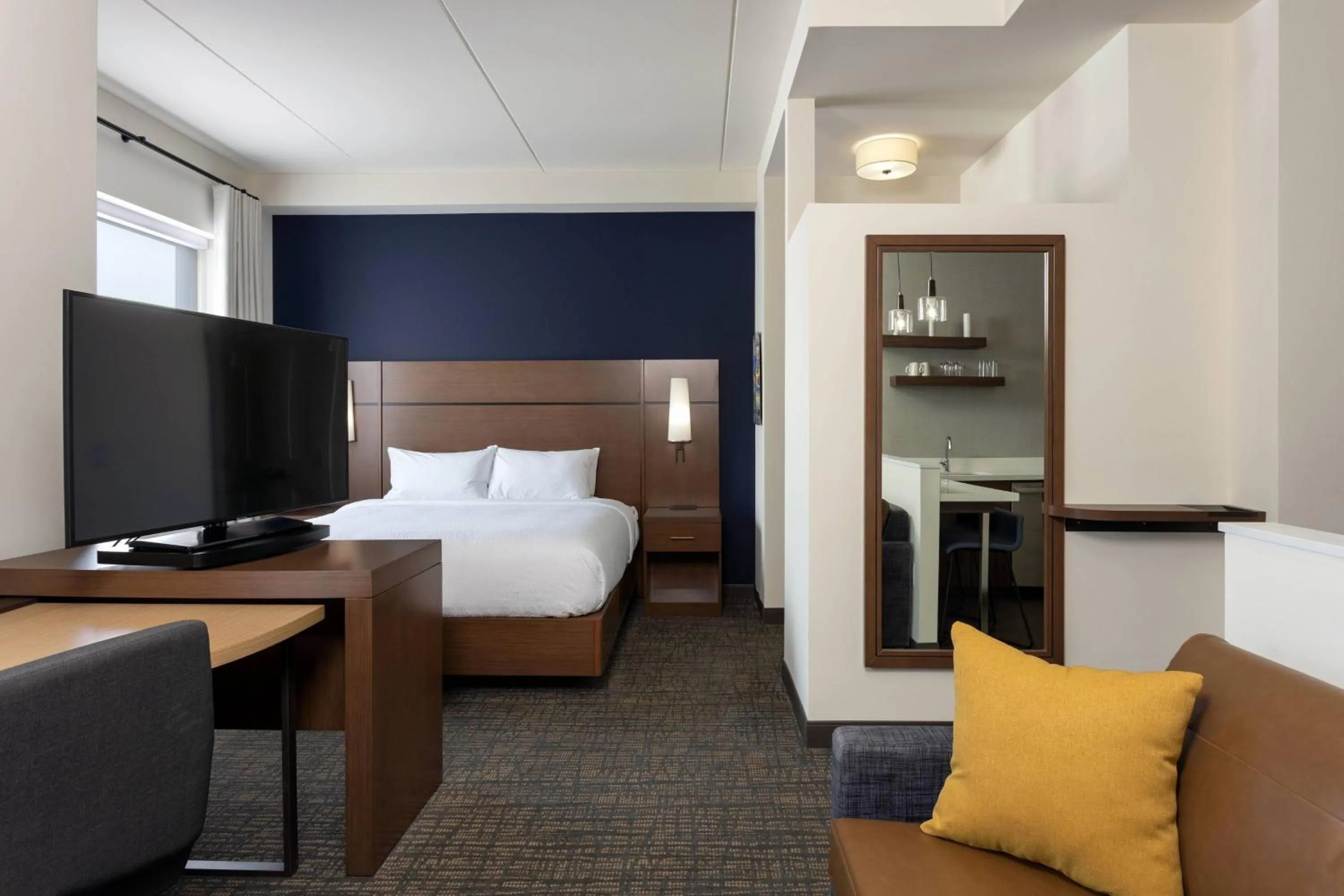Bedroom, Bed in Residence Inn By Marriott Philadelphia Bala Cynwyd