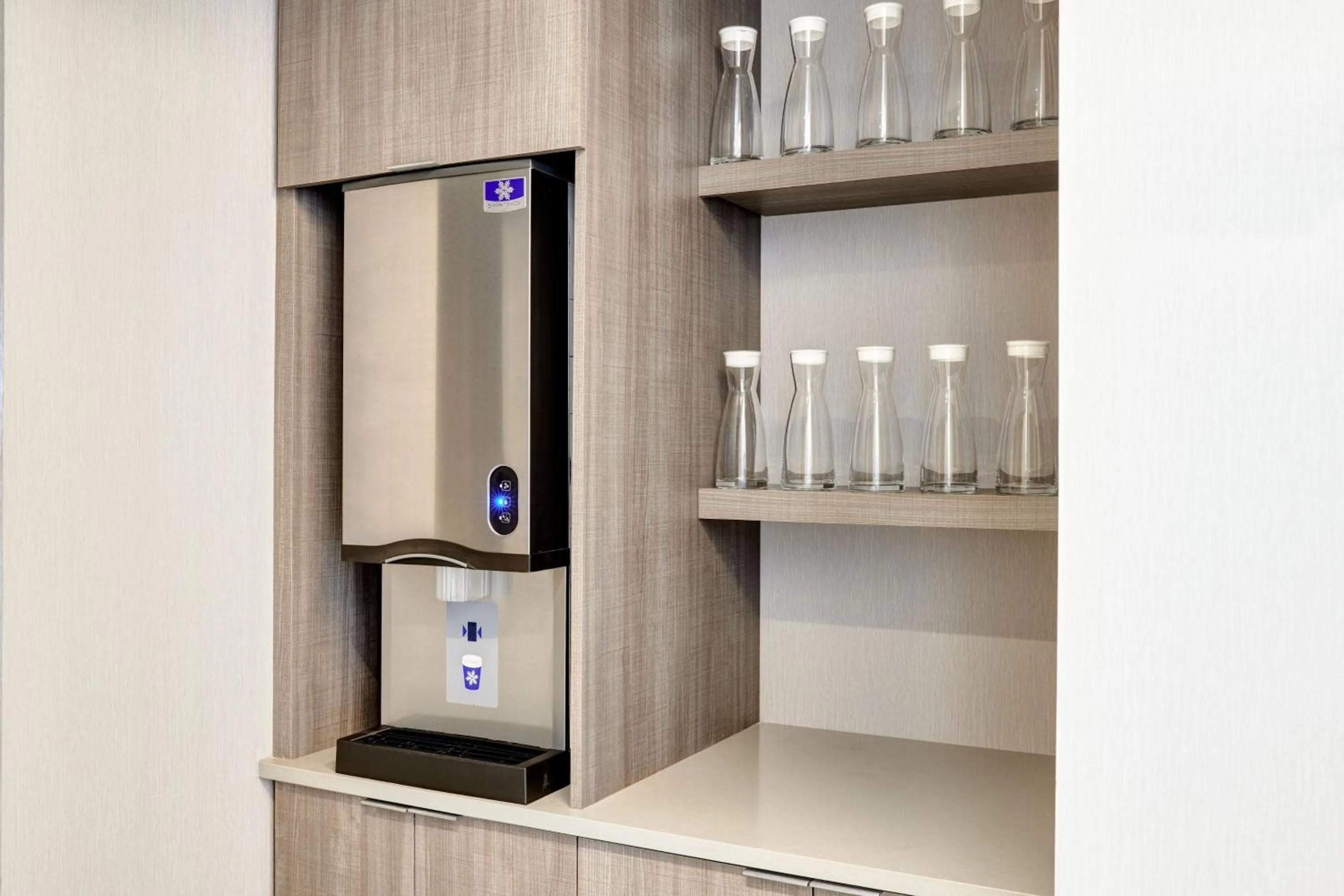 Fitness centre/facilities in AC Hotel by Marriott Sunnyvale Moffett Park