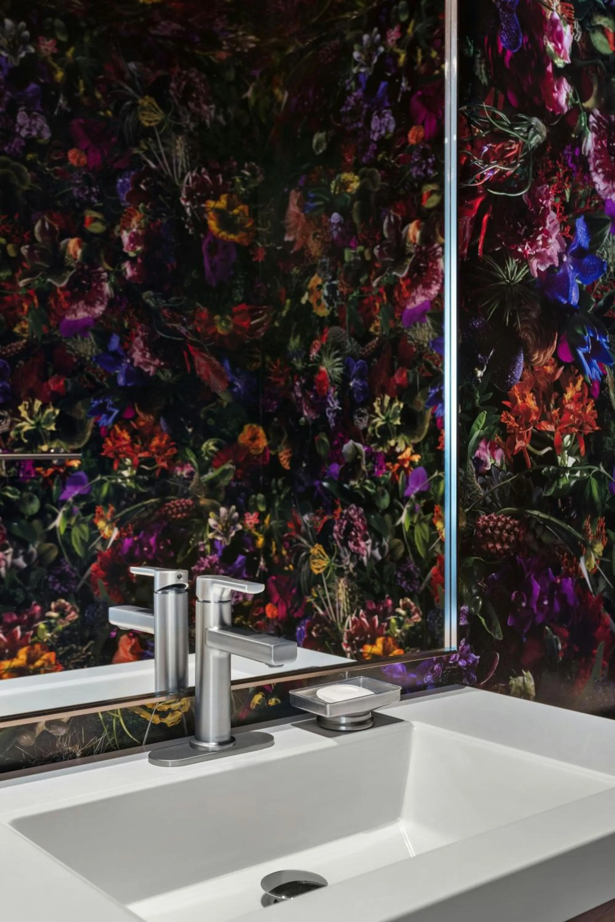 Photo of the whole room in TETRA Hotel, Autograph Collection