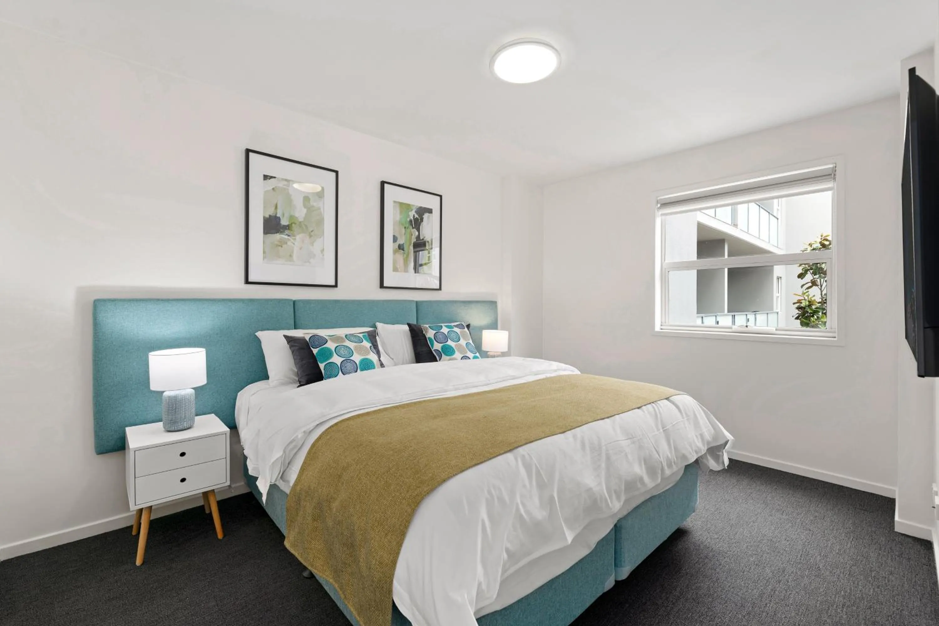 Bed in Burwood Serviced Apartments