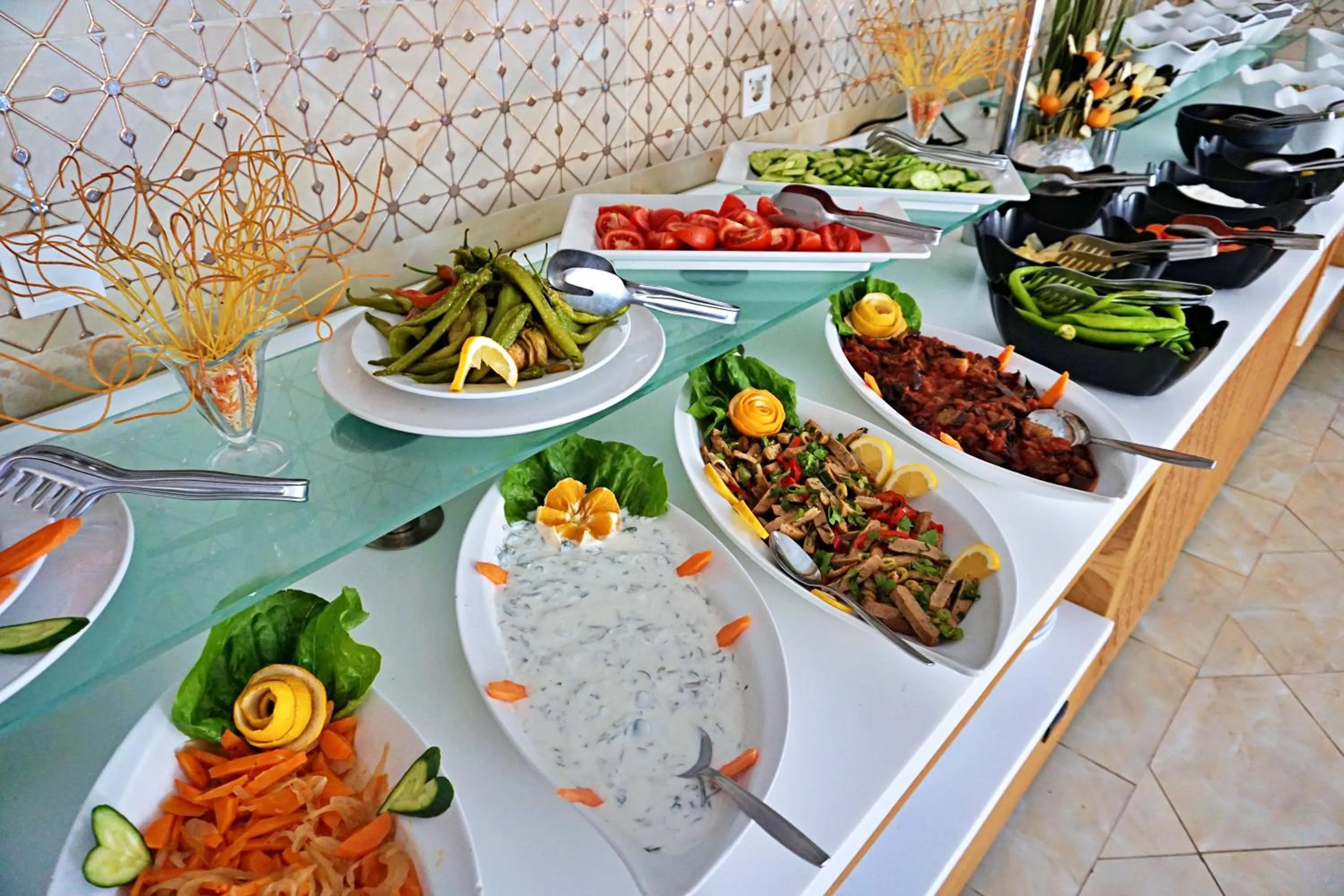 Food and drinks in Side Legend Hotel