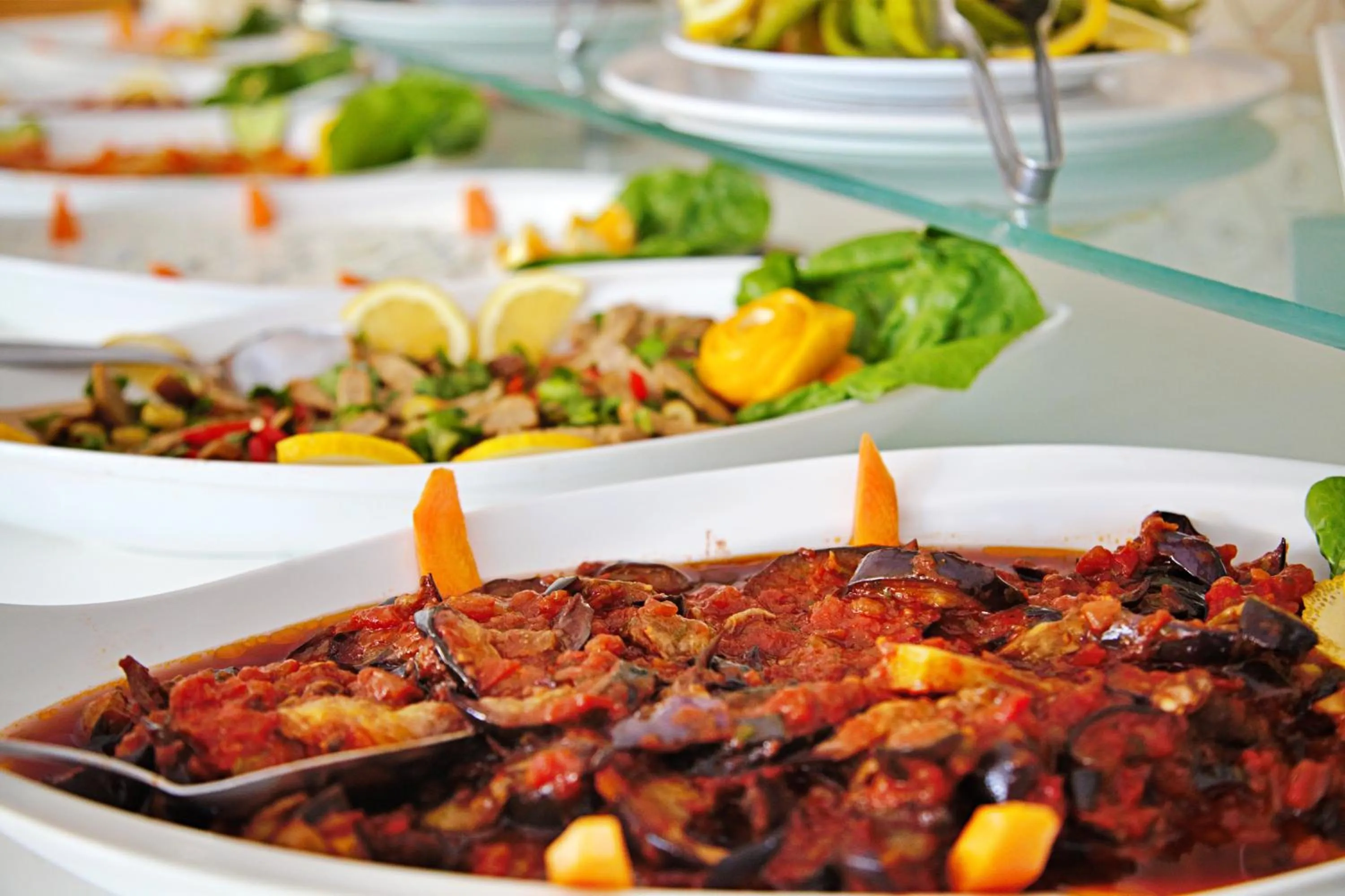 Restaurant/places to eat in Side Legend Hotel