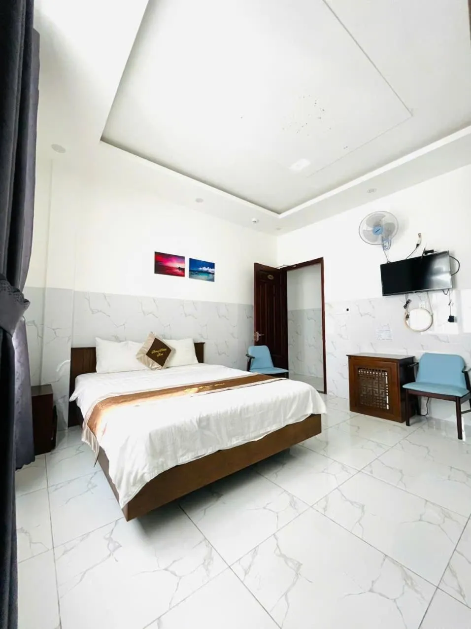 Bed in Hưng Khánh Hotel