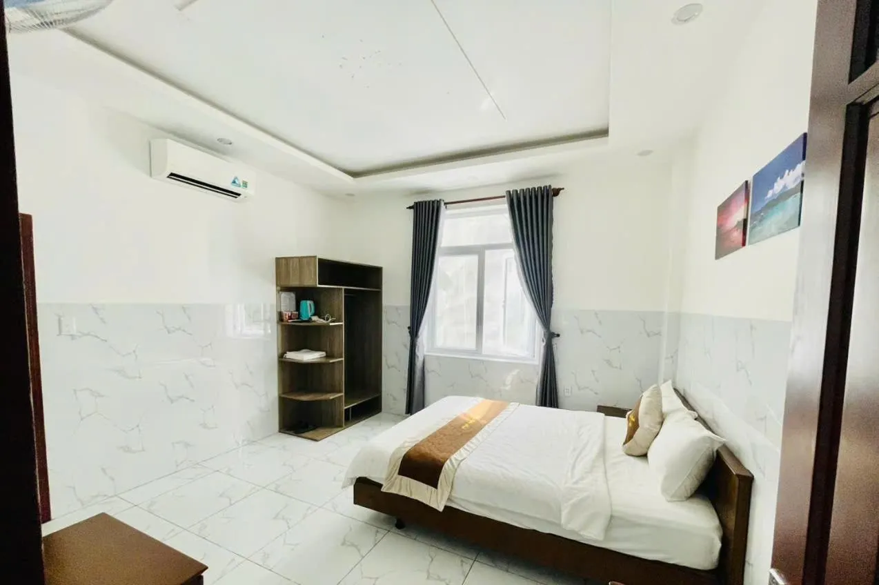 Bed in Hưng Khánh Hotel