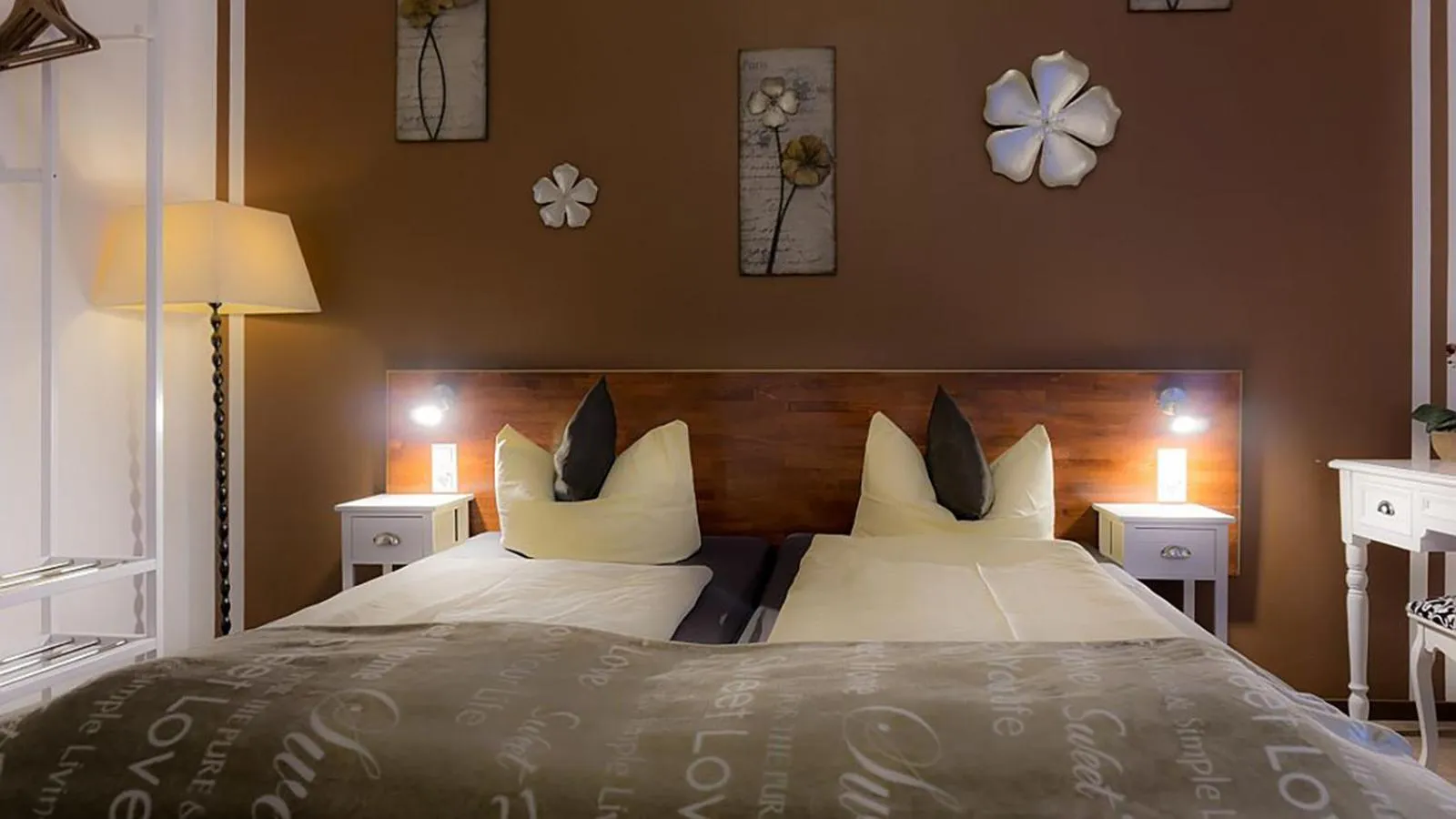 Bedroom, Bed in Hotel Skada City Cölln