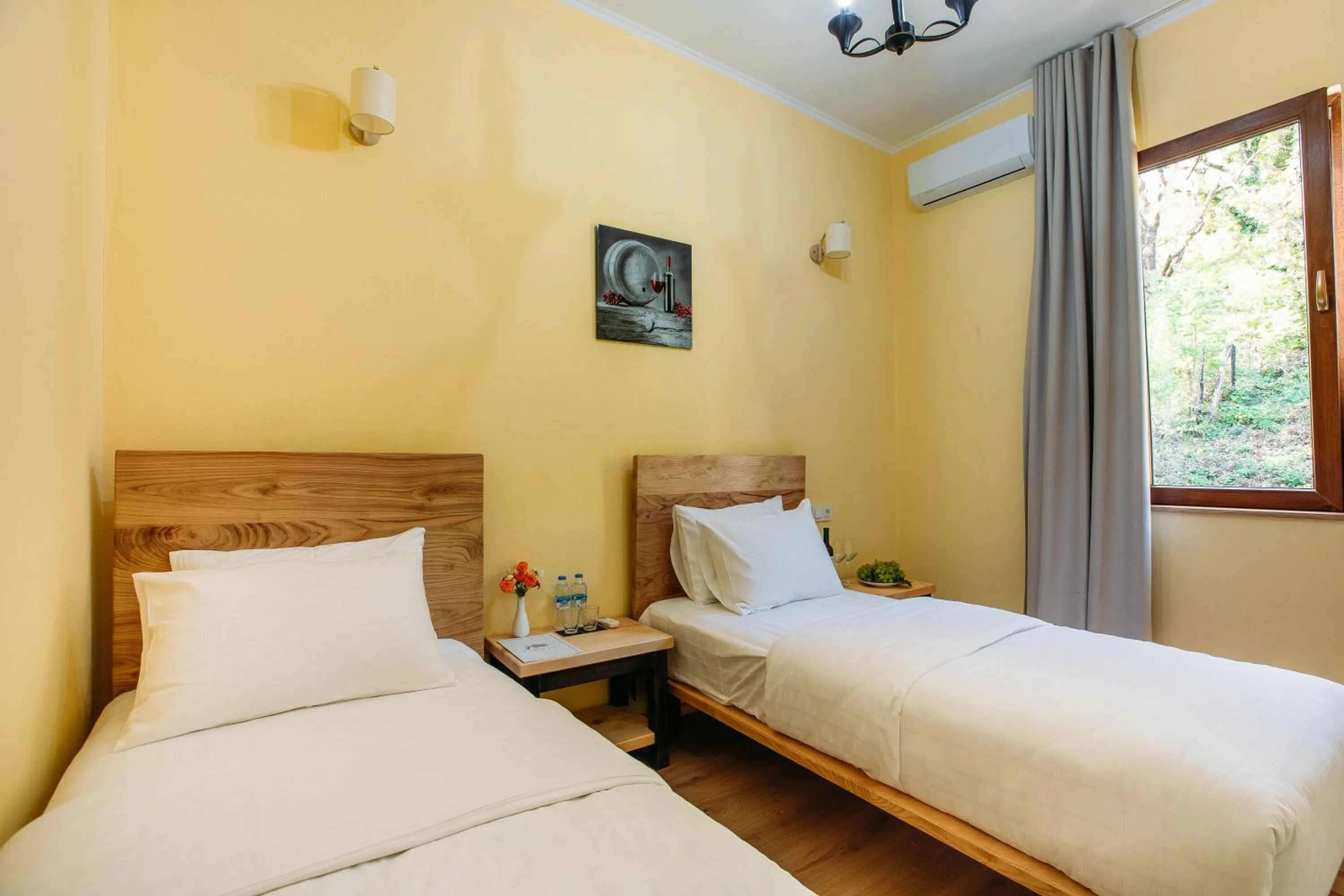 Bed in Hotel Chateau Iveri