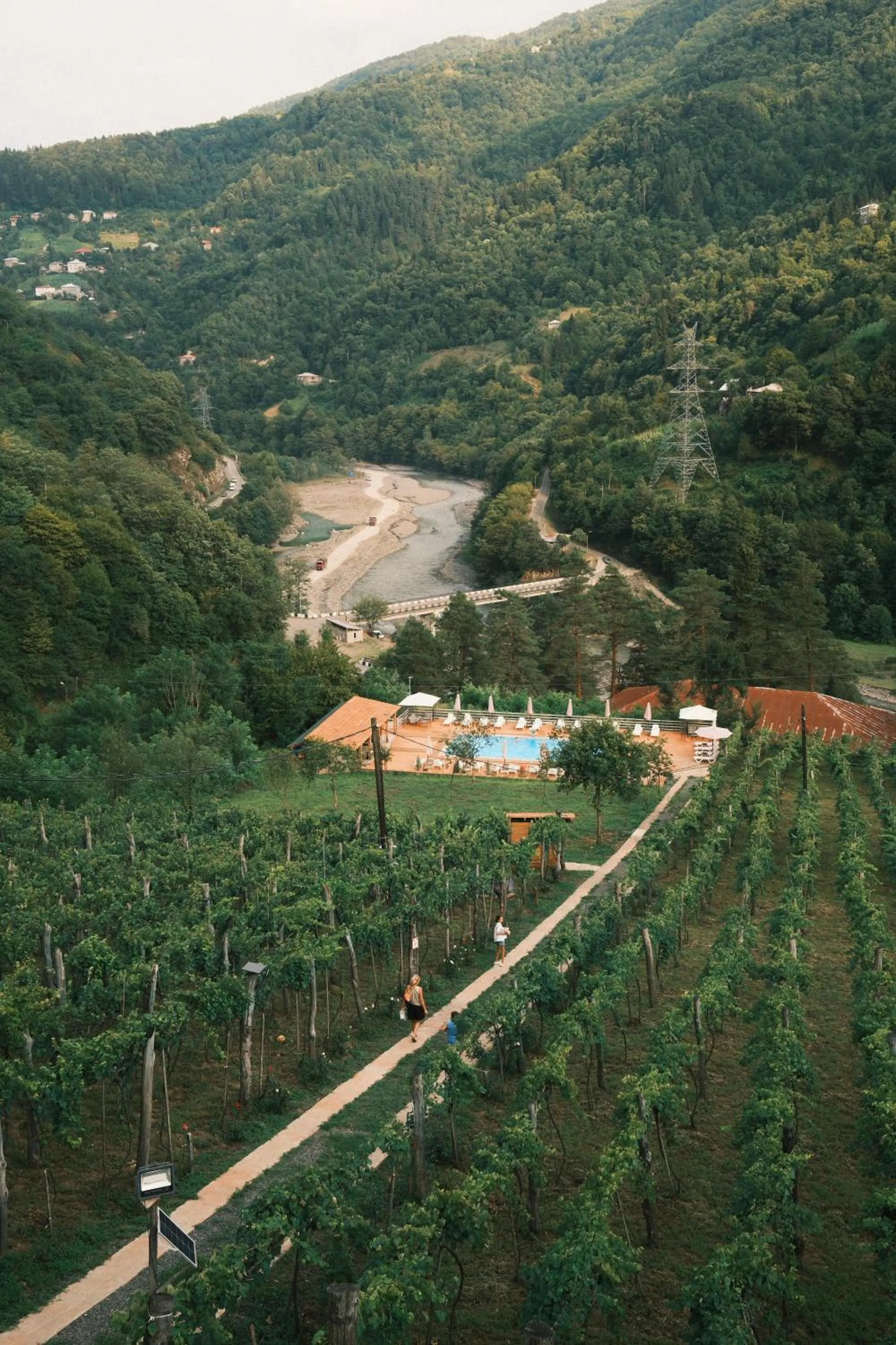 Swimming pool in Hotel Chateau Iveri