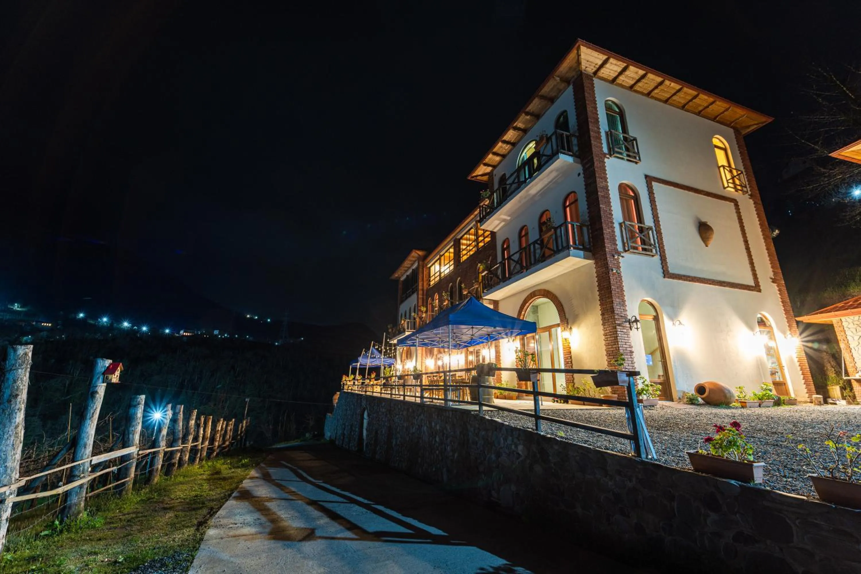 Property building in Hotel Chateau Iveri