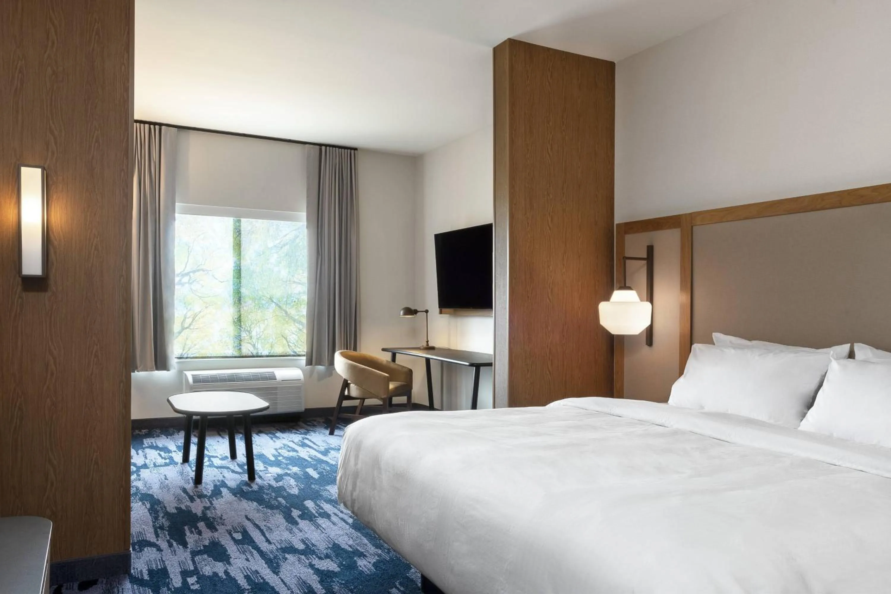 Photo of the whole room, Bed in Fairfield by Marriott Inn and Suites O Fallon IL