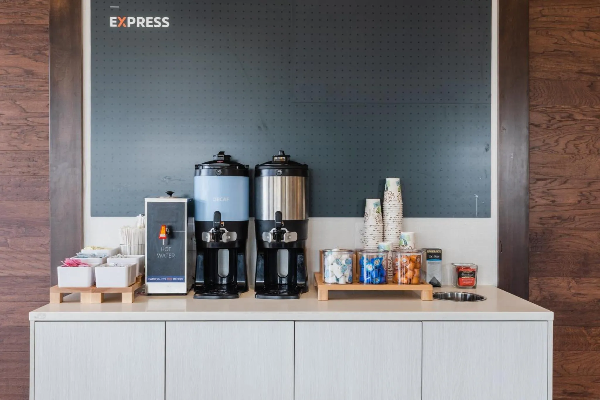 Photo of the whole room in Holiday Inn Express & Suites Columbia Downtown The Vista by IHG