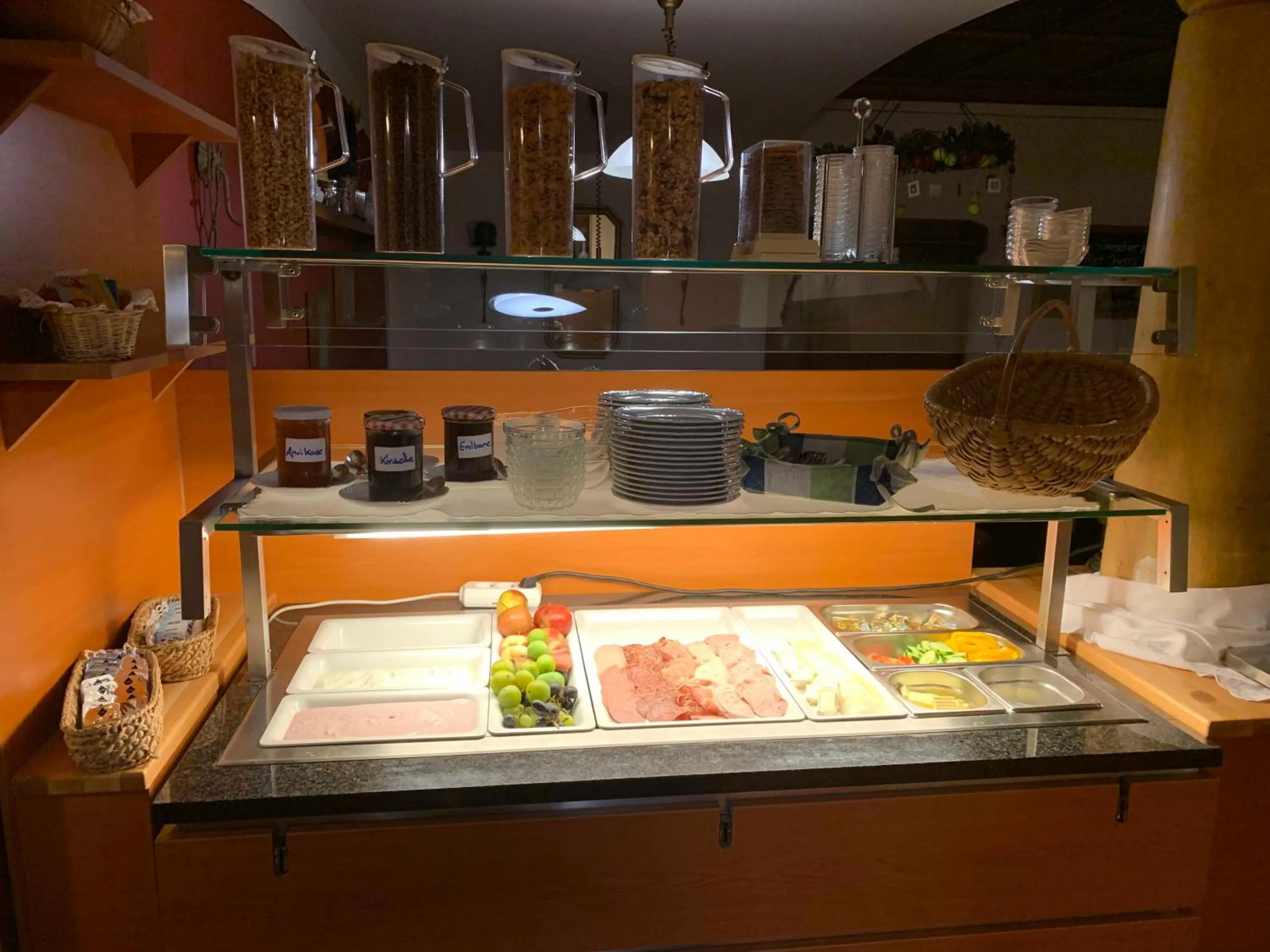 Coffee/tea facilities in Gasthof zum Waldstein