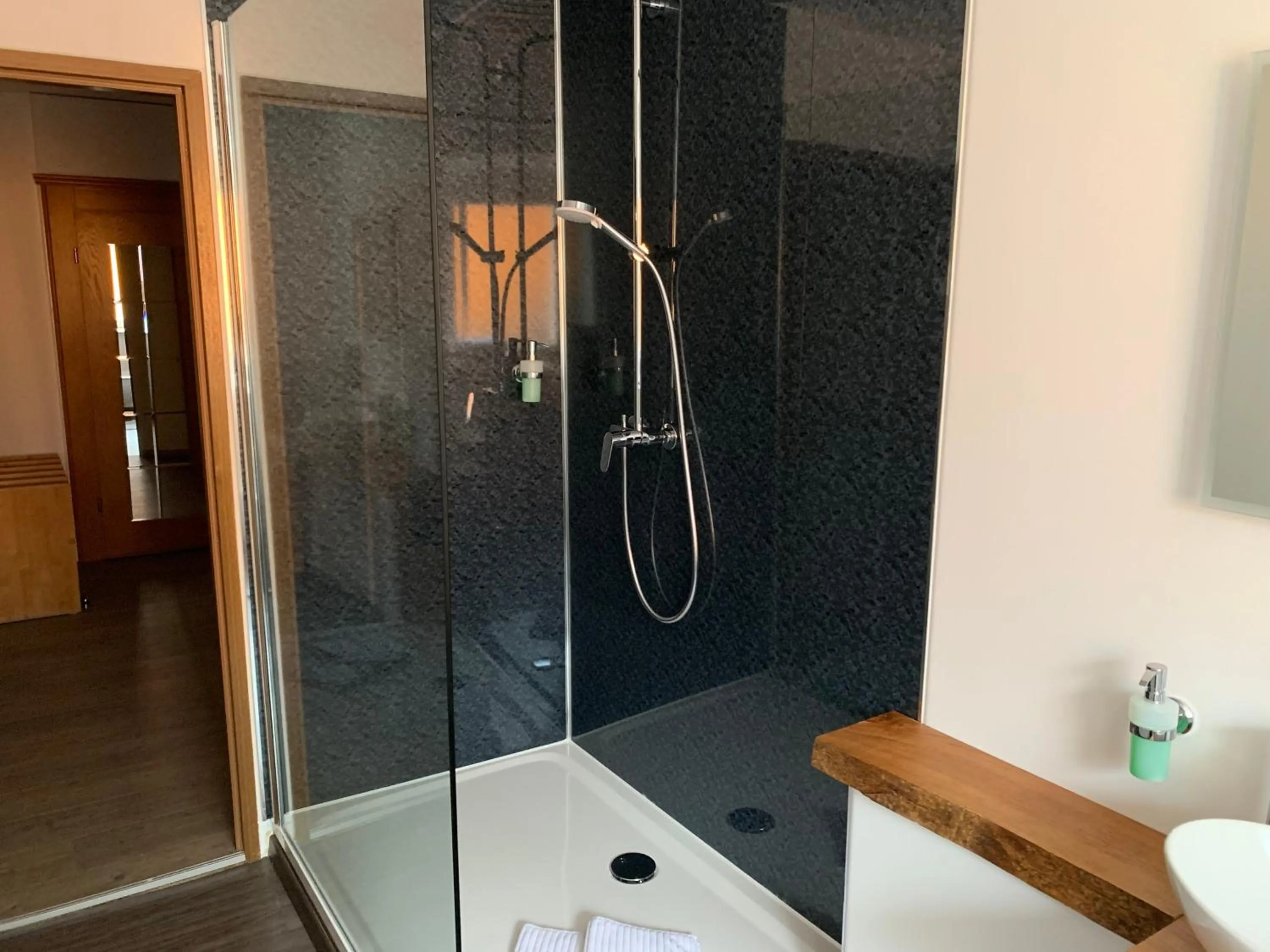 Bathroom in Gasthof zum Waldstein