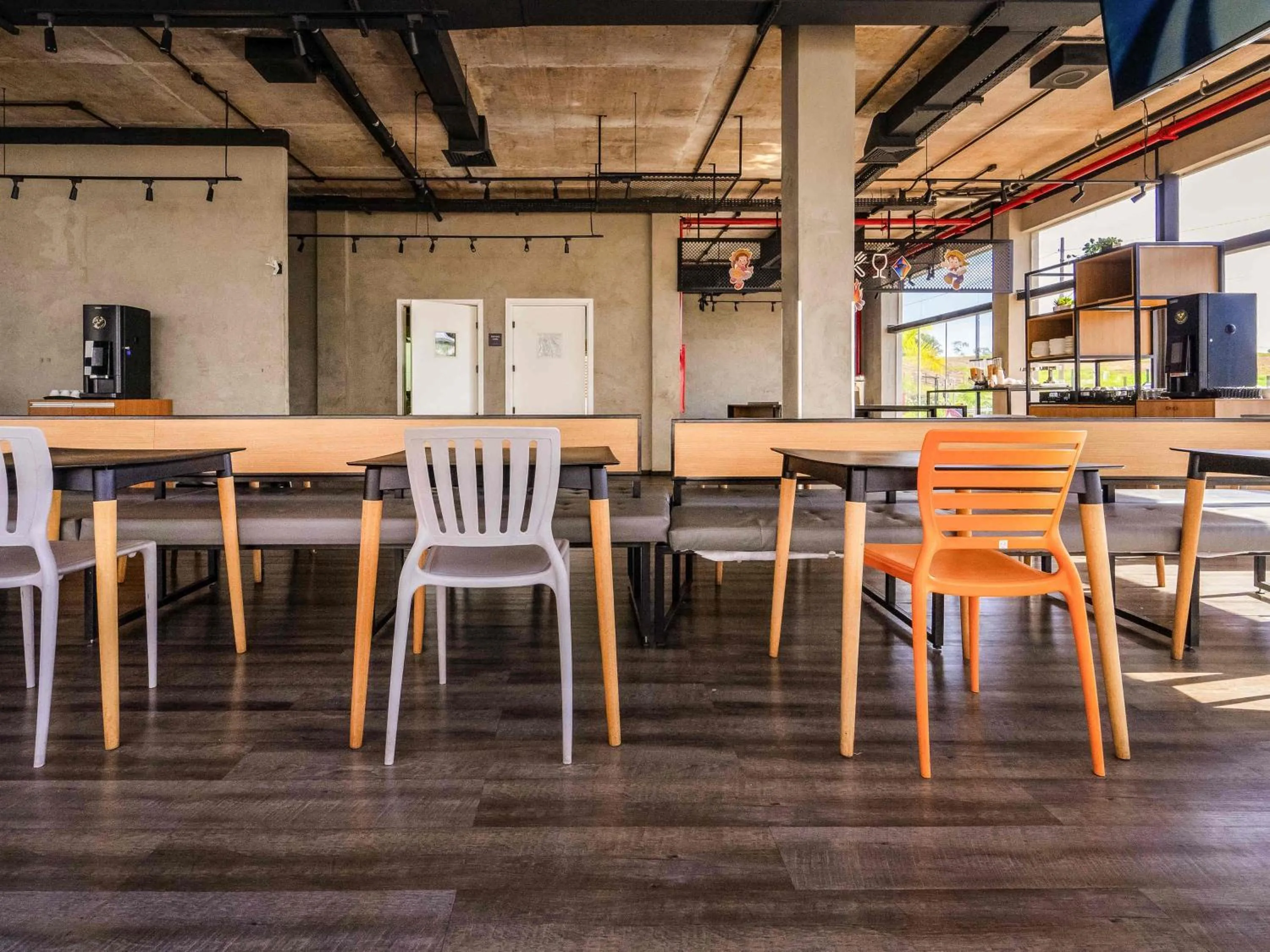 Restaurant/places to eat in ibis Cuiaba Shopping