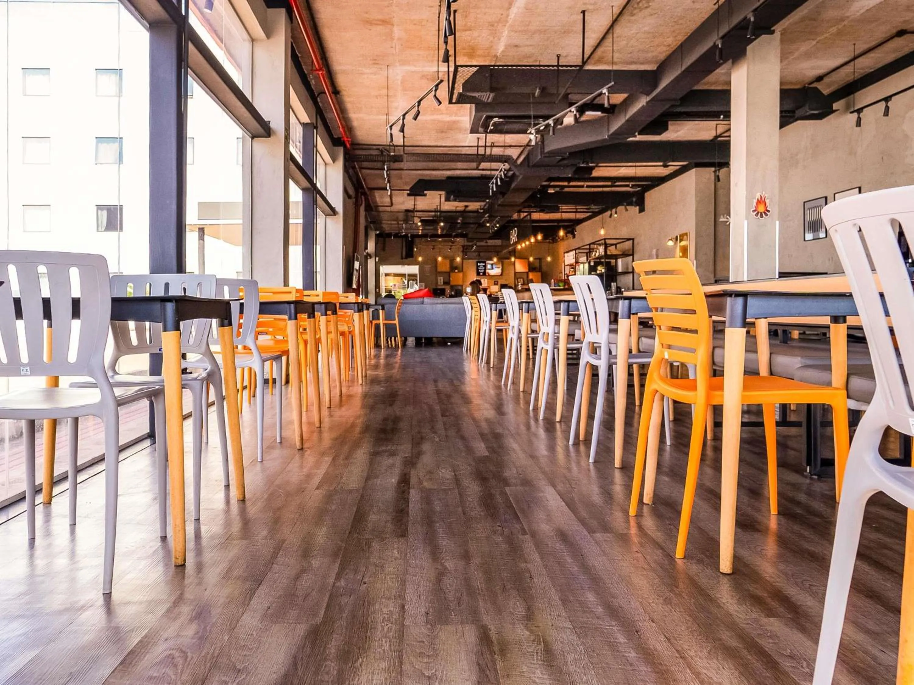 Lounge or bar in ibis Cuiaba Shopping