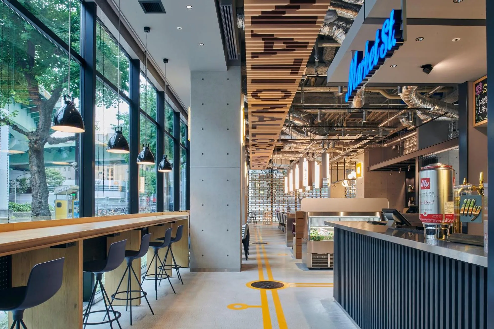 Restaurant/places to eat in ibis Styles Nagoya