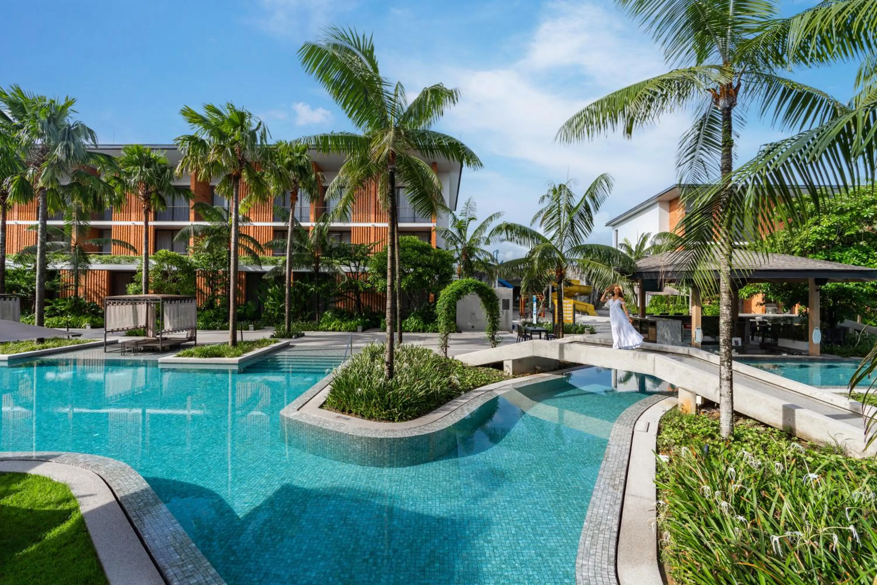 Swimming pool in Pullman Khao Lak Resort
