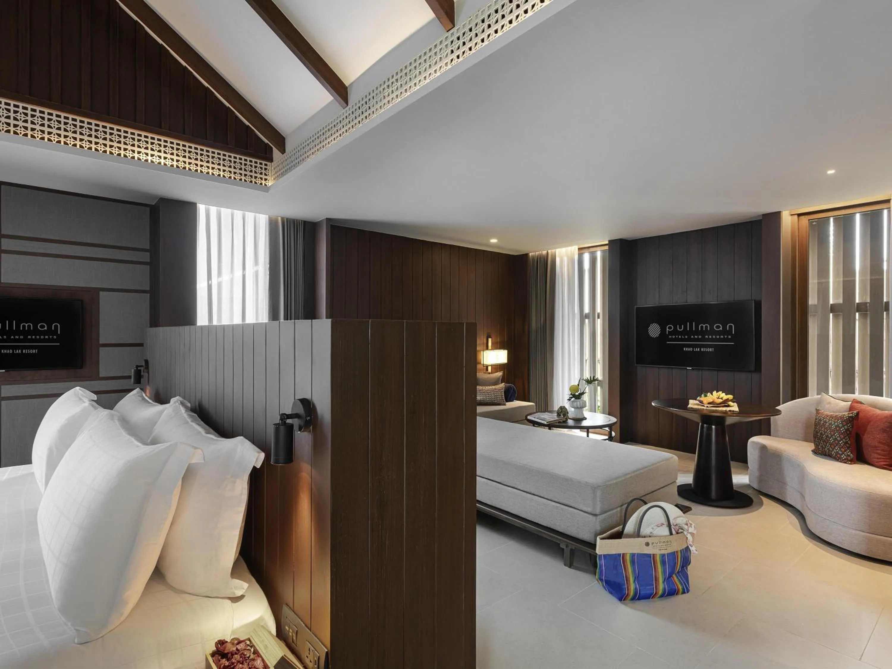 Bedroom, Bed in Pullman Khao Lak Resort