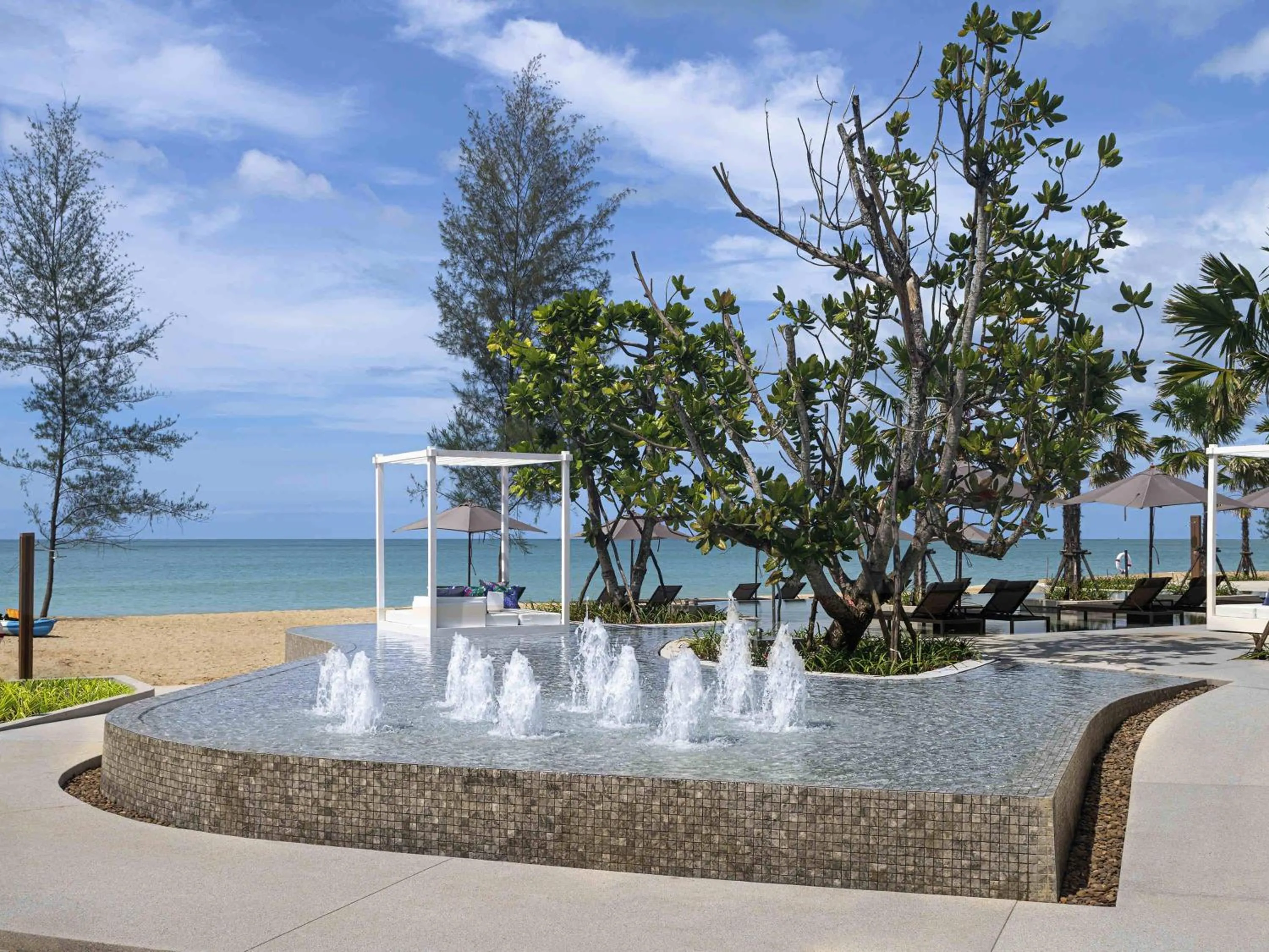 Restaurant/places to eat in Pullman Khao Lak Resort