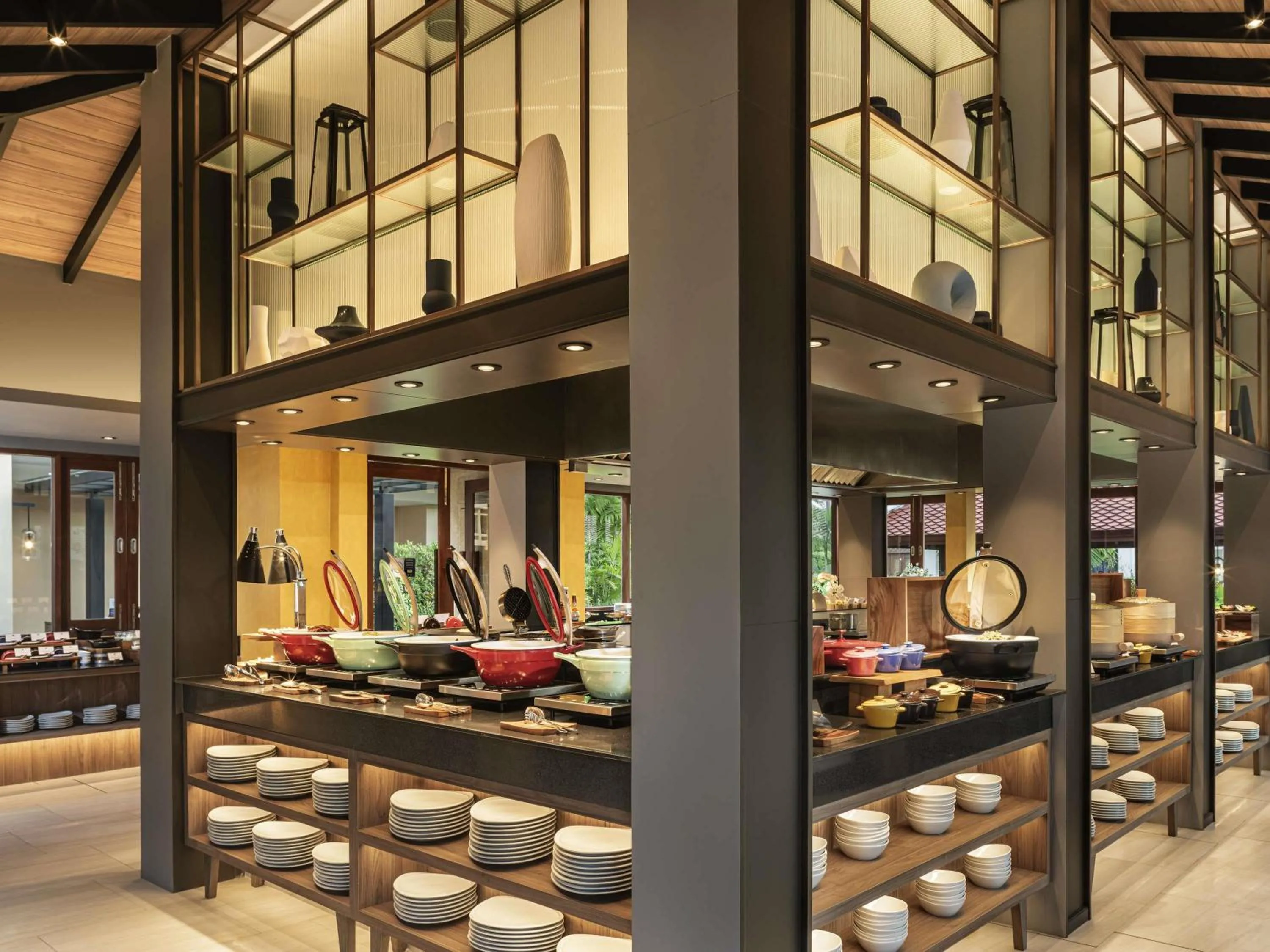 Restaurant/places to eat in Grand Mercure Khao Lak Bangsak