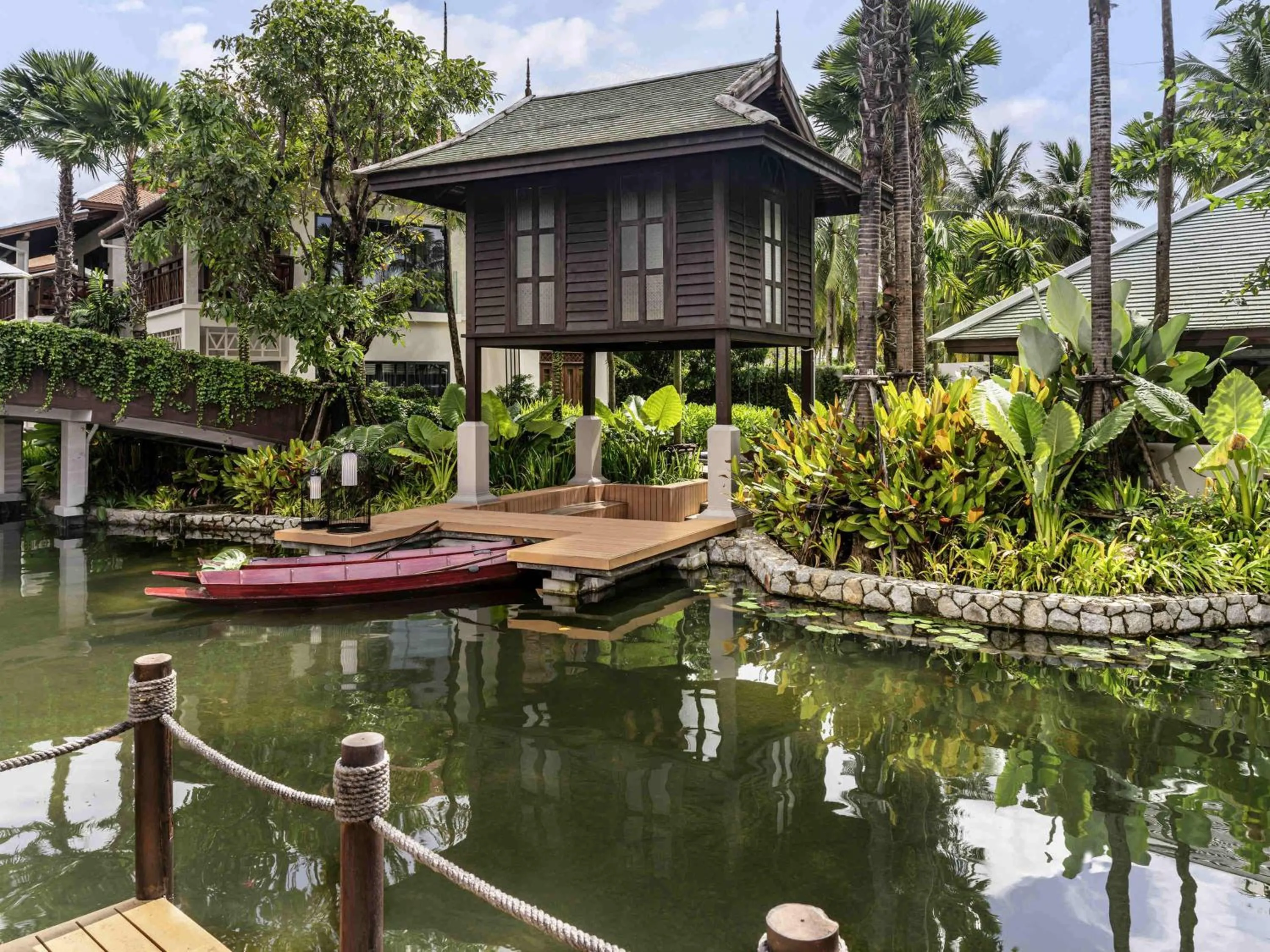 Restaurant/places to eat in Grand Mercure Khao Lak Bangsak