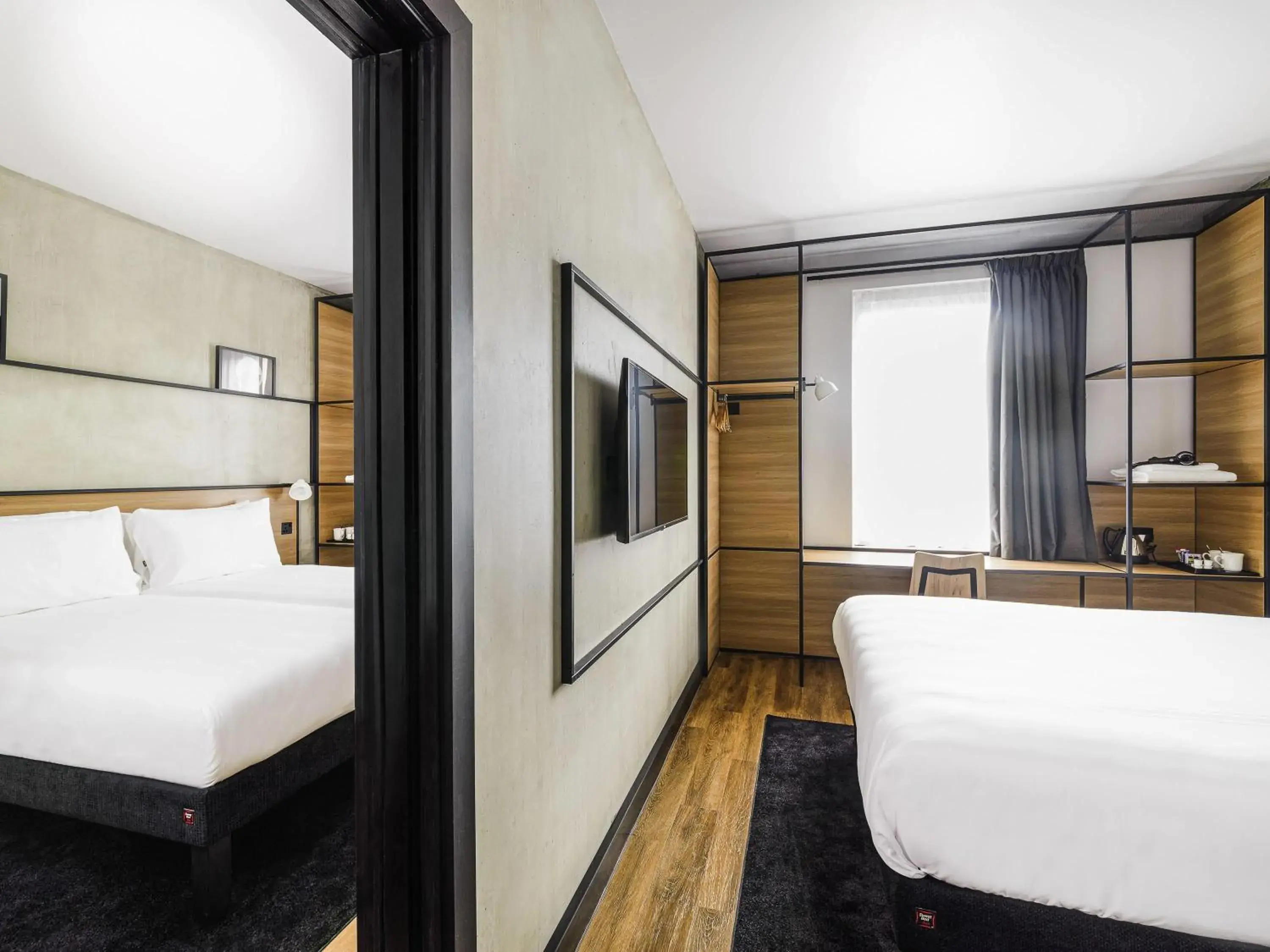 Family Suite with two connecting rooms in ibis Bridgwater, M5 Jct23 Family Suite with two connecting rooms in ibis Bridgwater, M5 Jct23