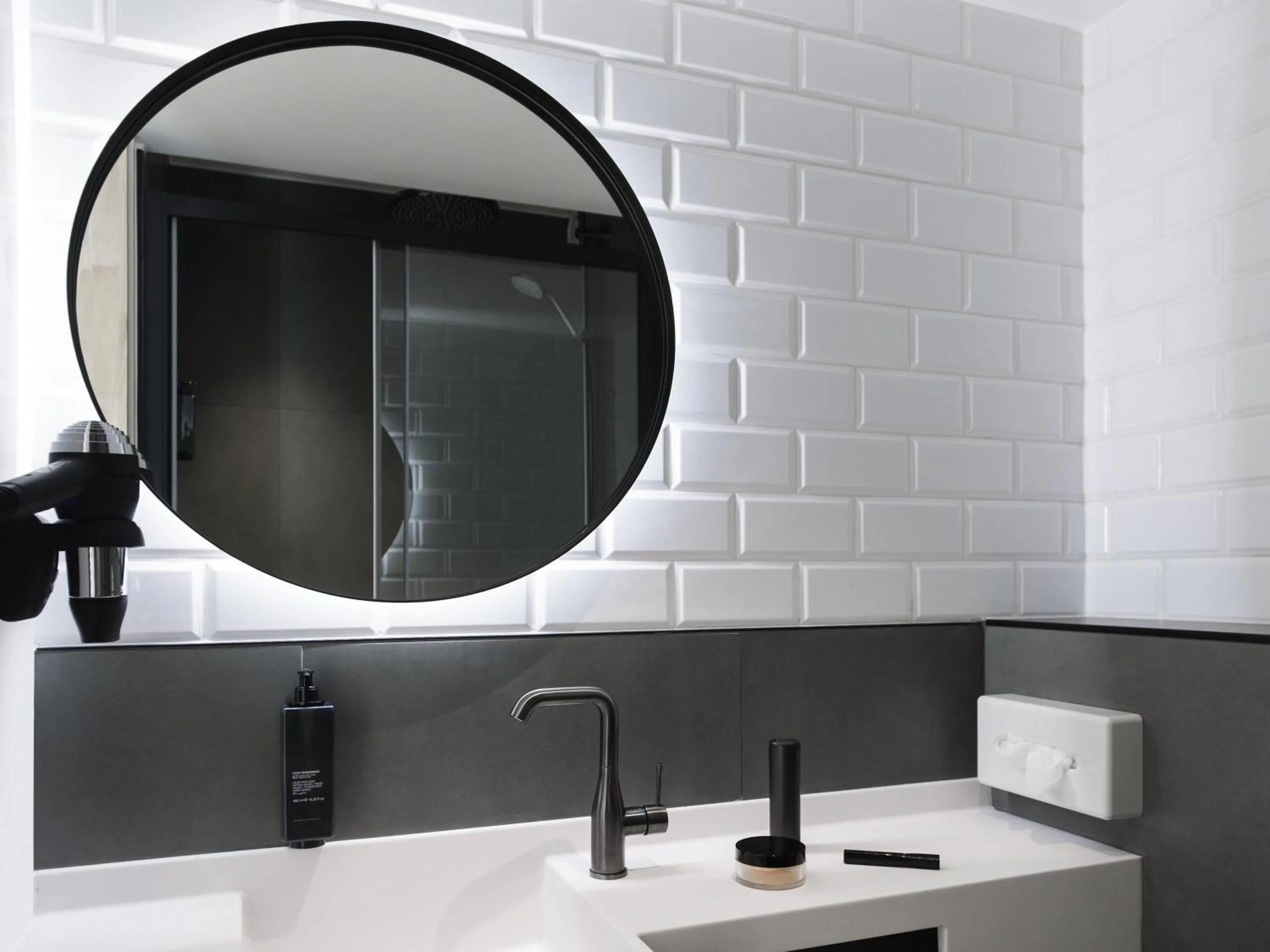 Bedroom in ibis Bridgwater, M5 Jct23