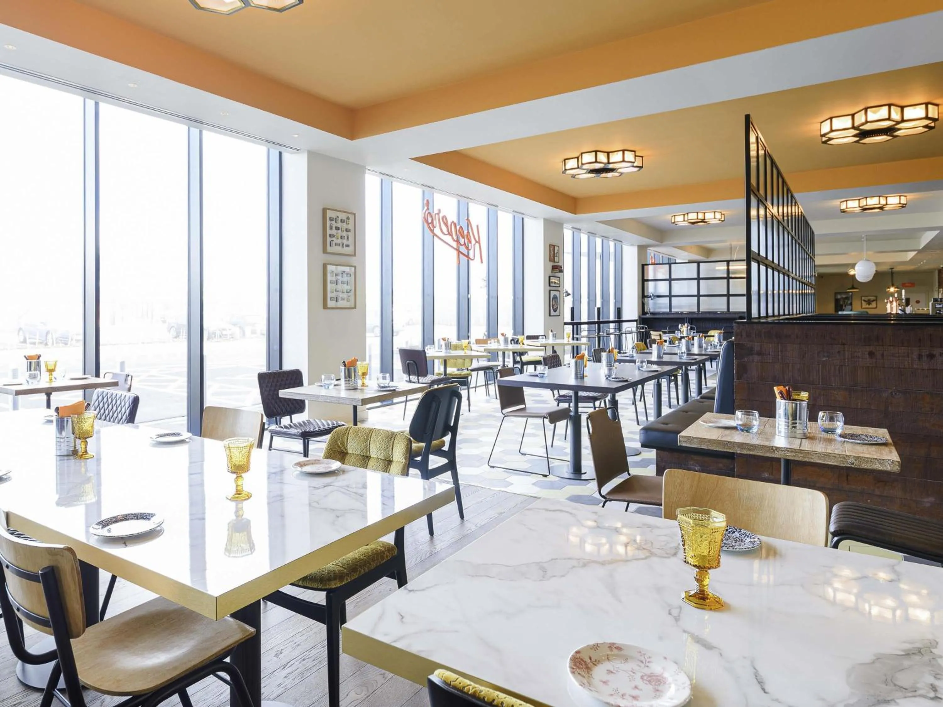 Restaurant/places to eat in ibis Bridgwater, M5 Jct23