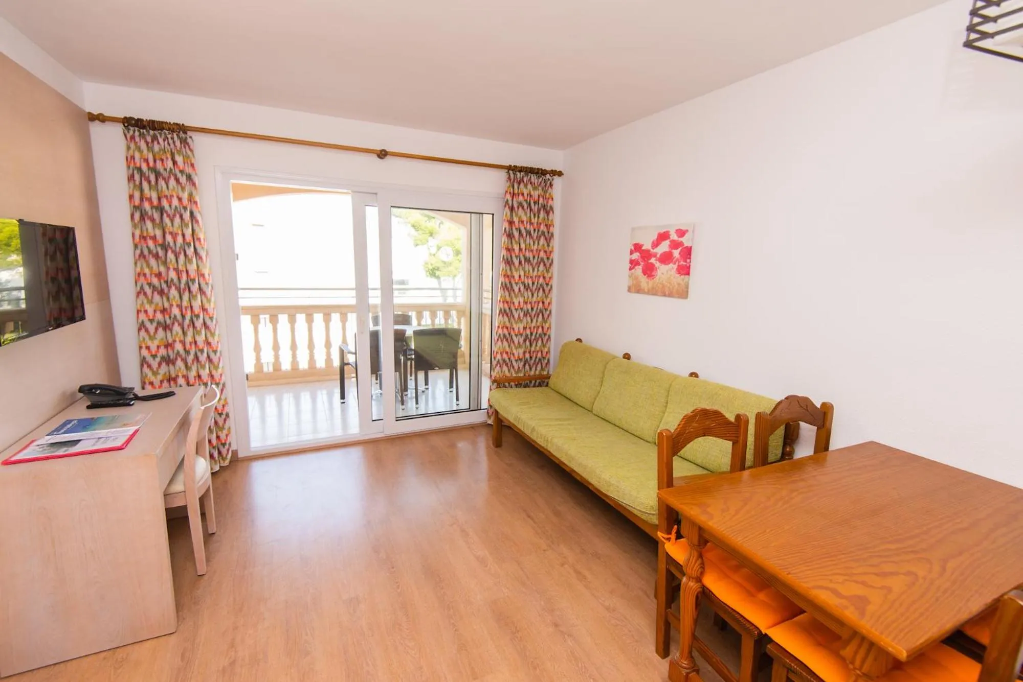 Living room in Apartamentos Quijote Park