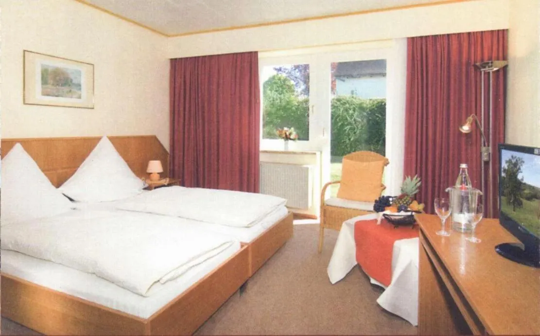 Double Room in Landgasthof Köhlbarg