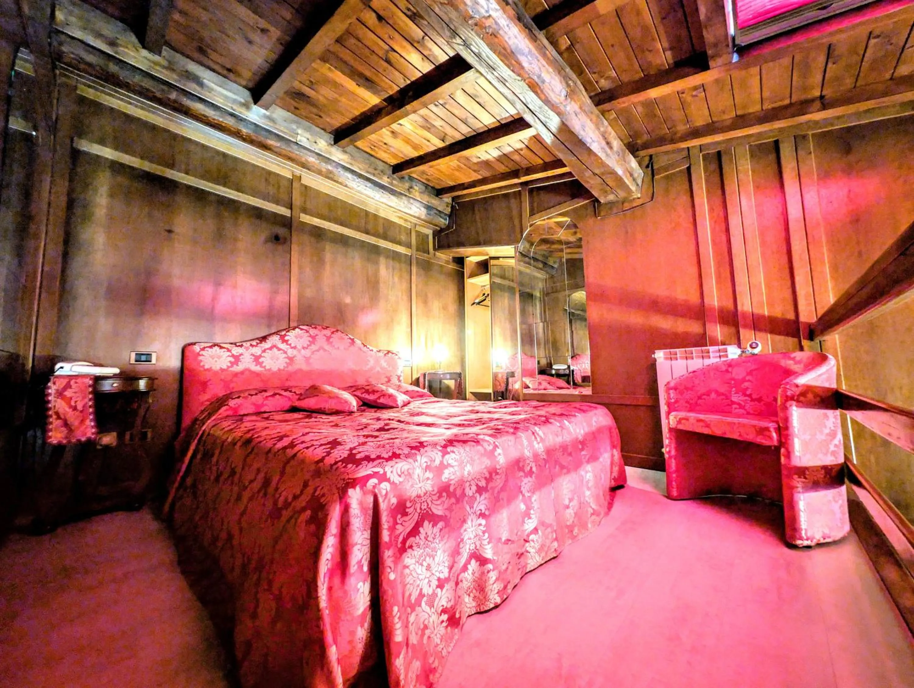 One-Bedroom Apartment in Residence Villa La Fornacina