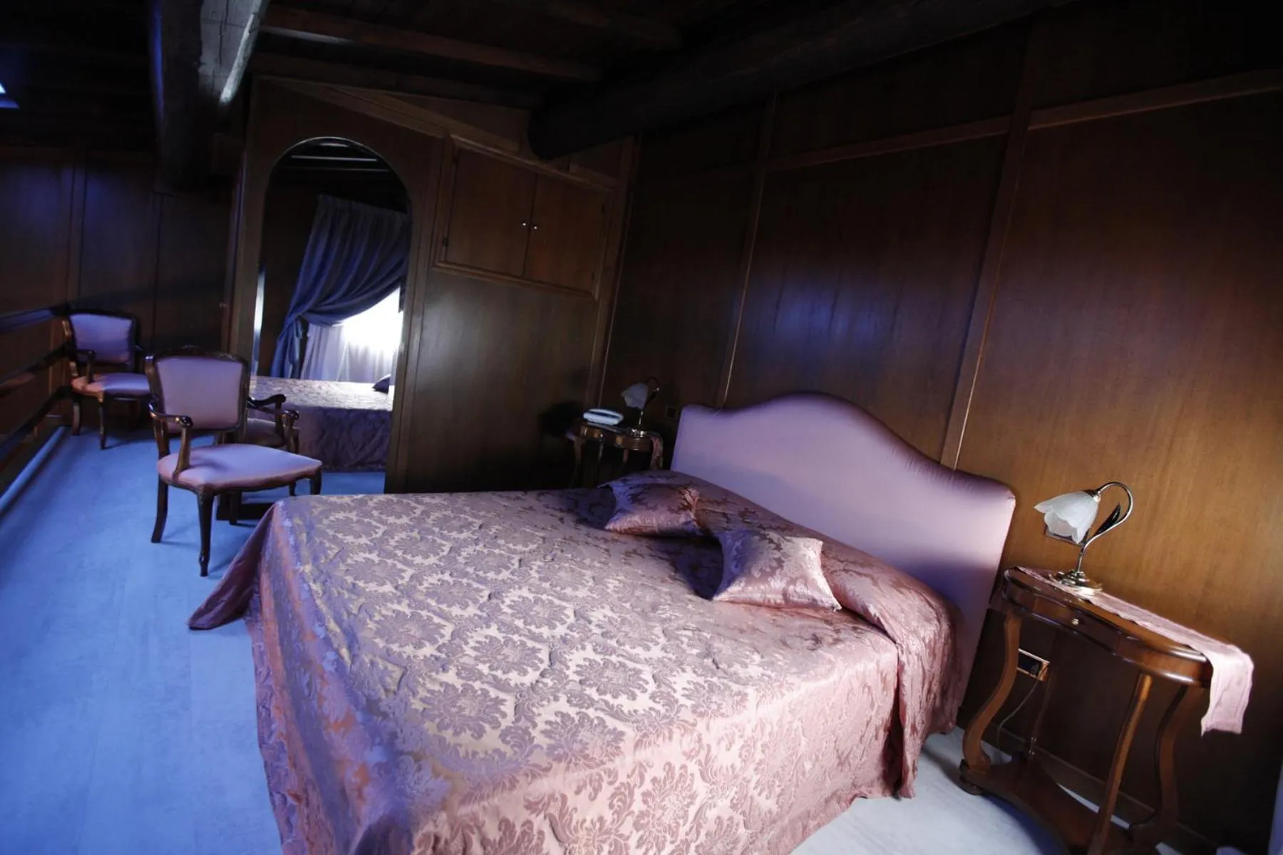 Bedroom, Bed in Residence Villa La Fornacina