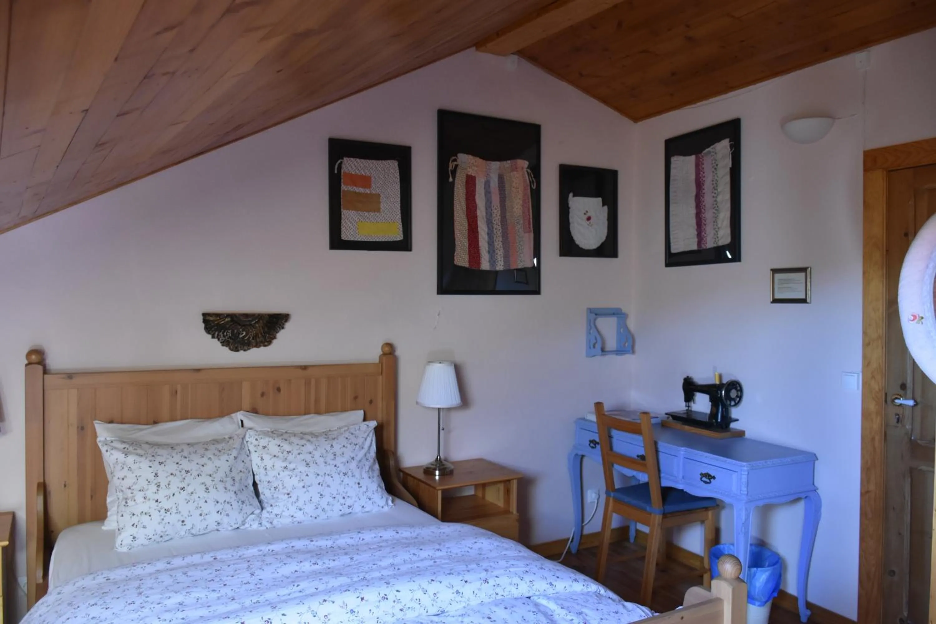Quadruple Room in Sintra Small Hostel
