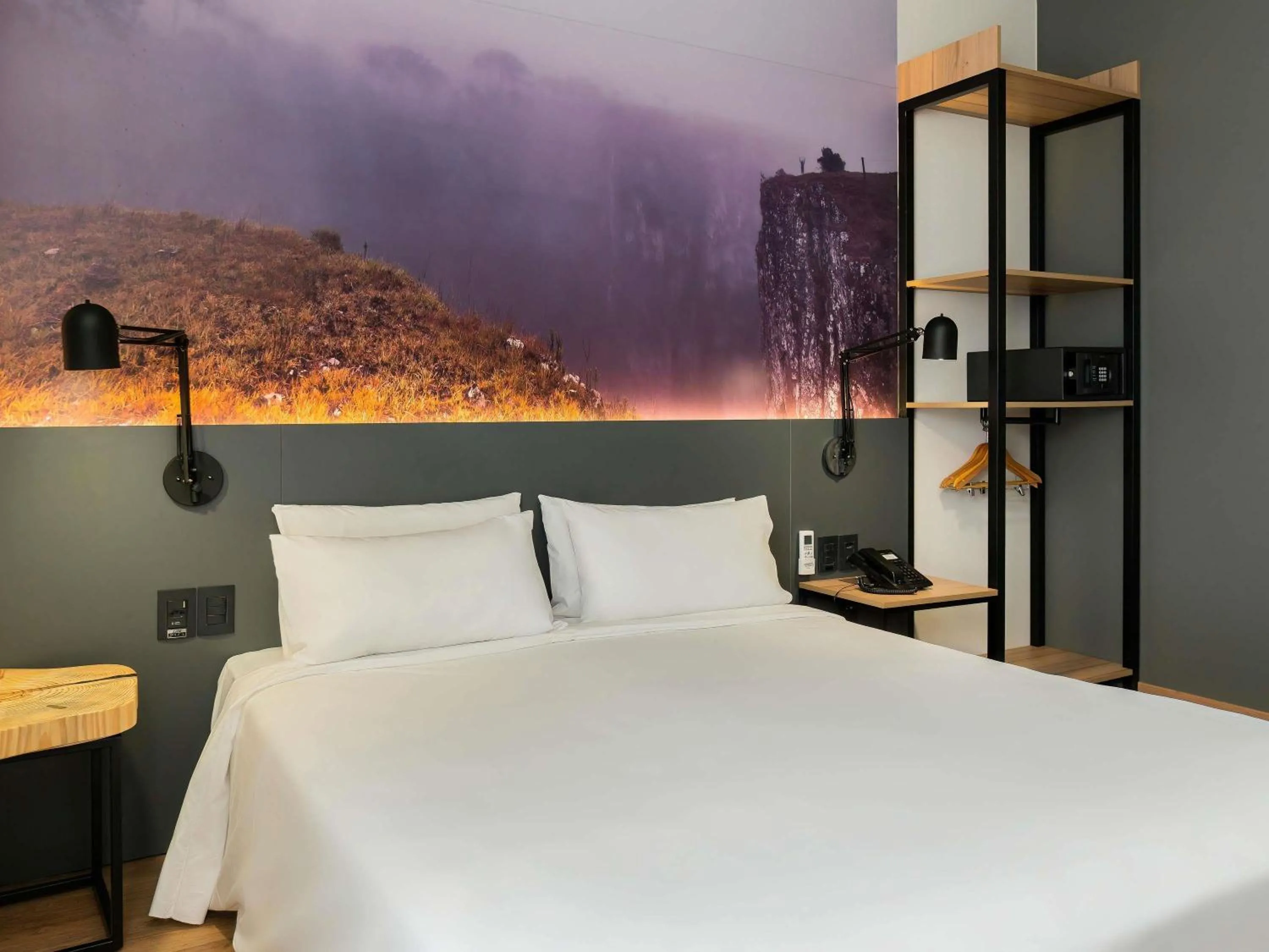 Bedroom, Bed in Novotel Criciuma