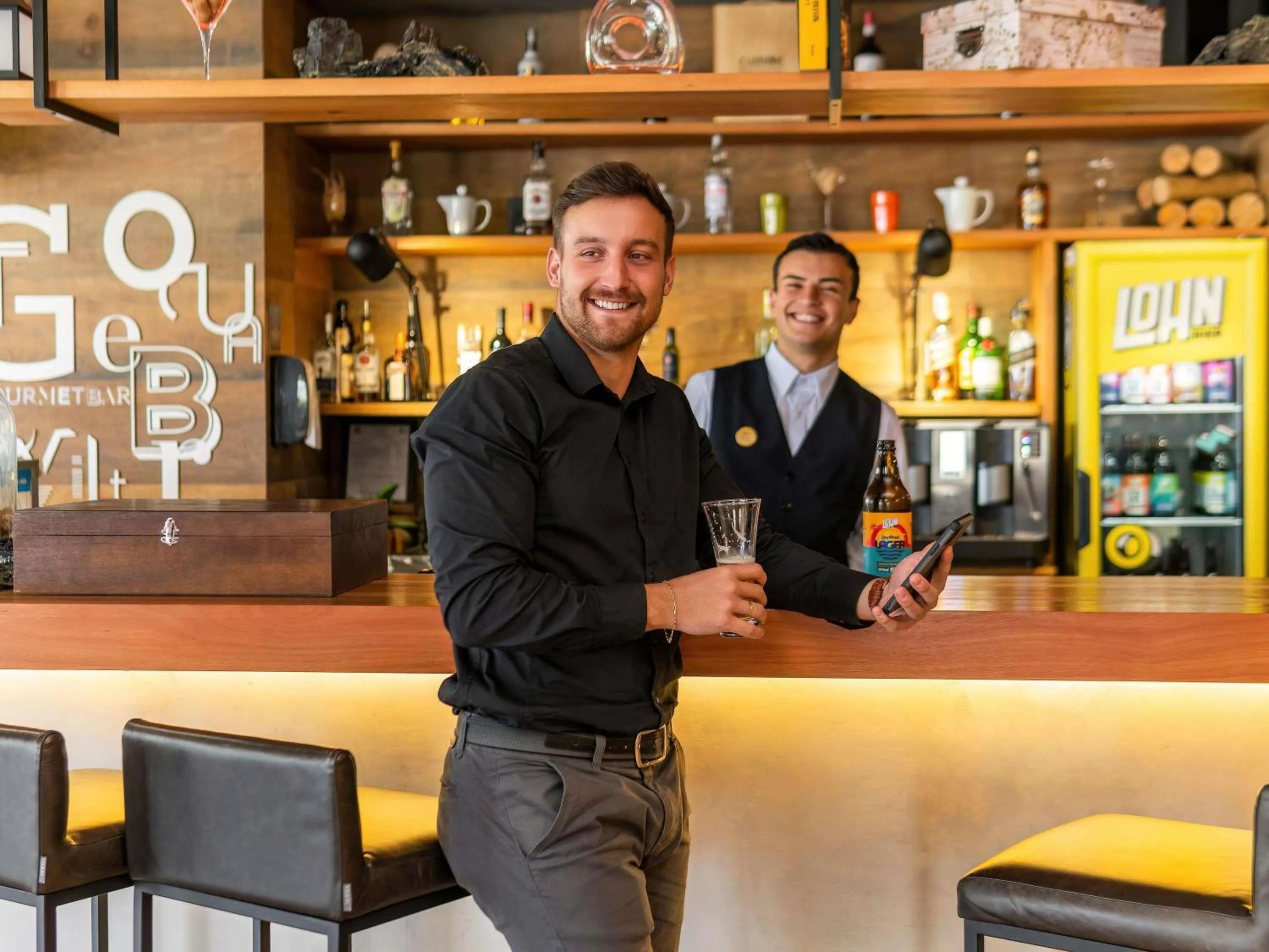 Lounge or bar in Novotel Criciuma