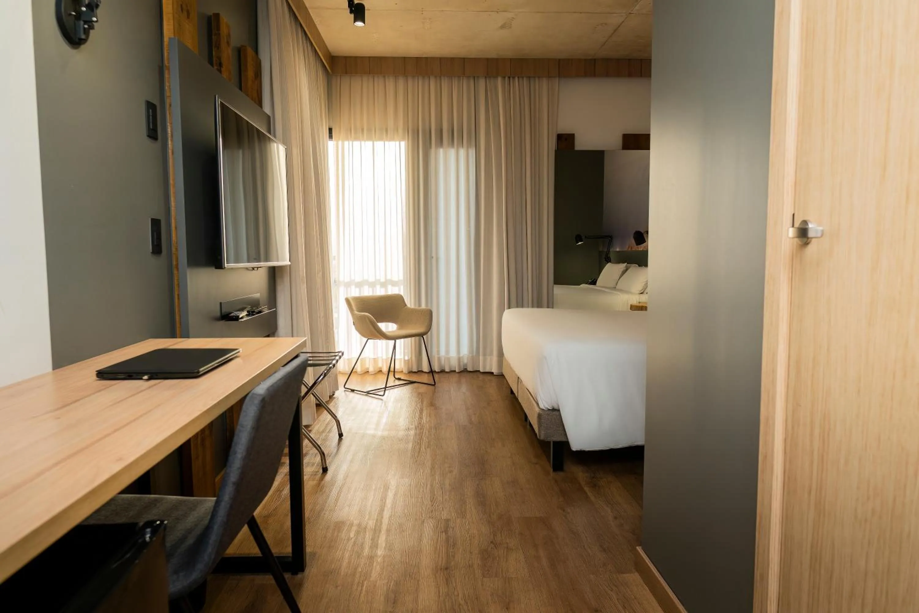 Photo of the whole room, Bed in Novotel Criciuma