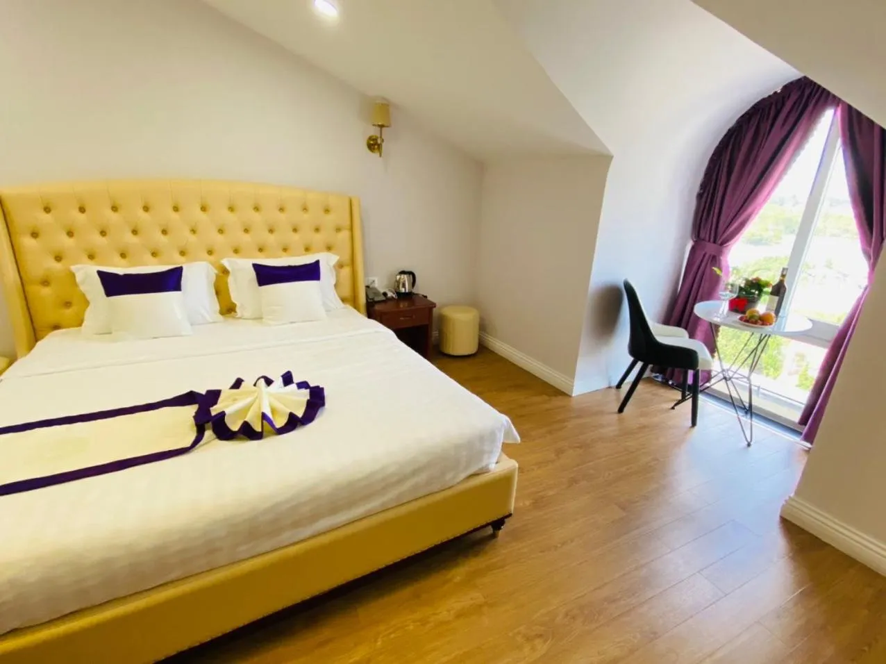 Bed in Peach Valley Hotel Dalat