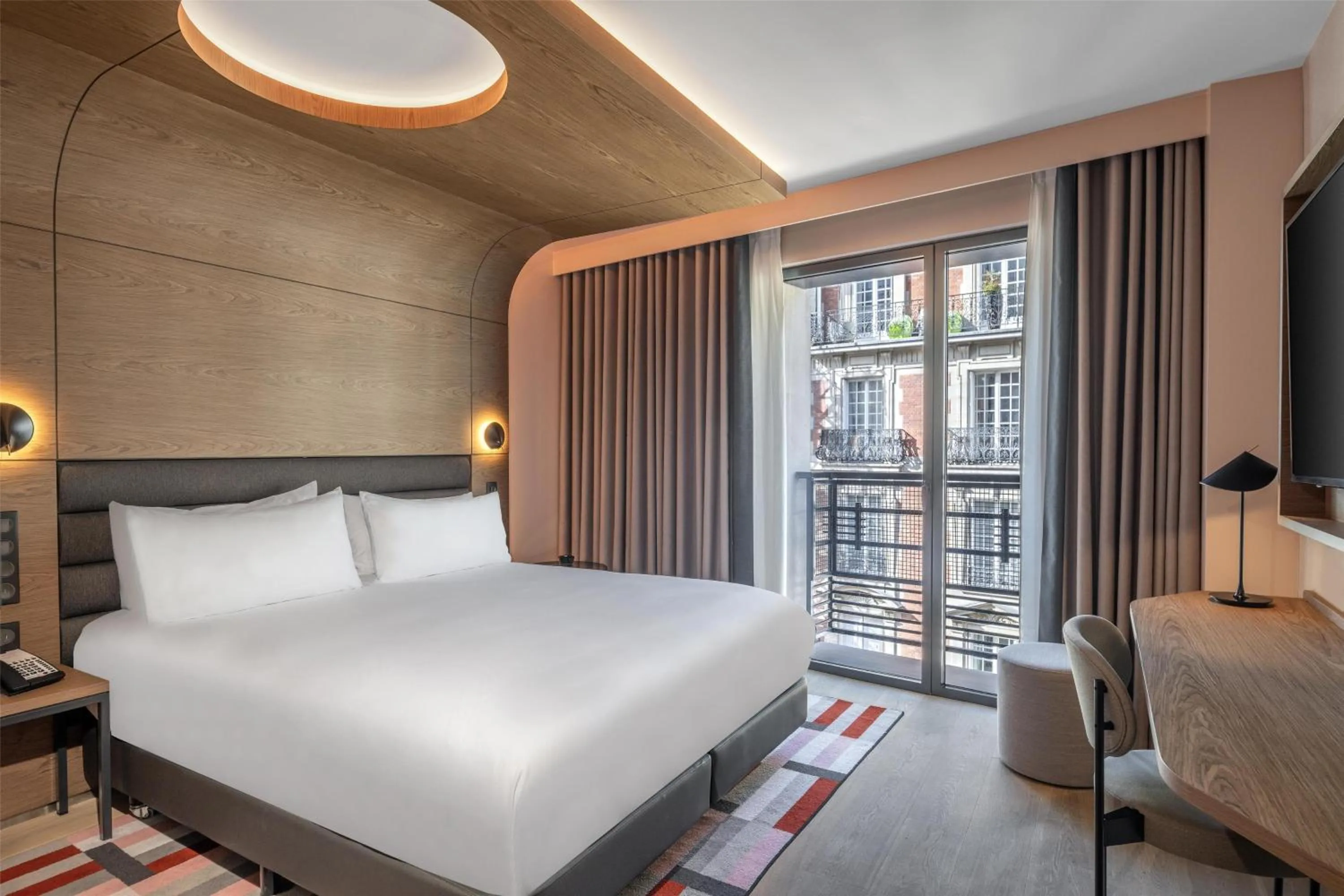 Bed in Canopy By Hilton Paris Eiffel Tower