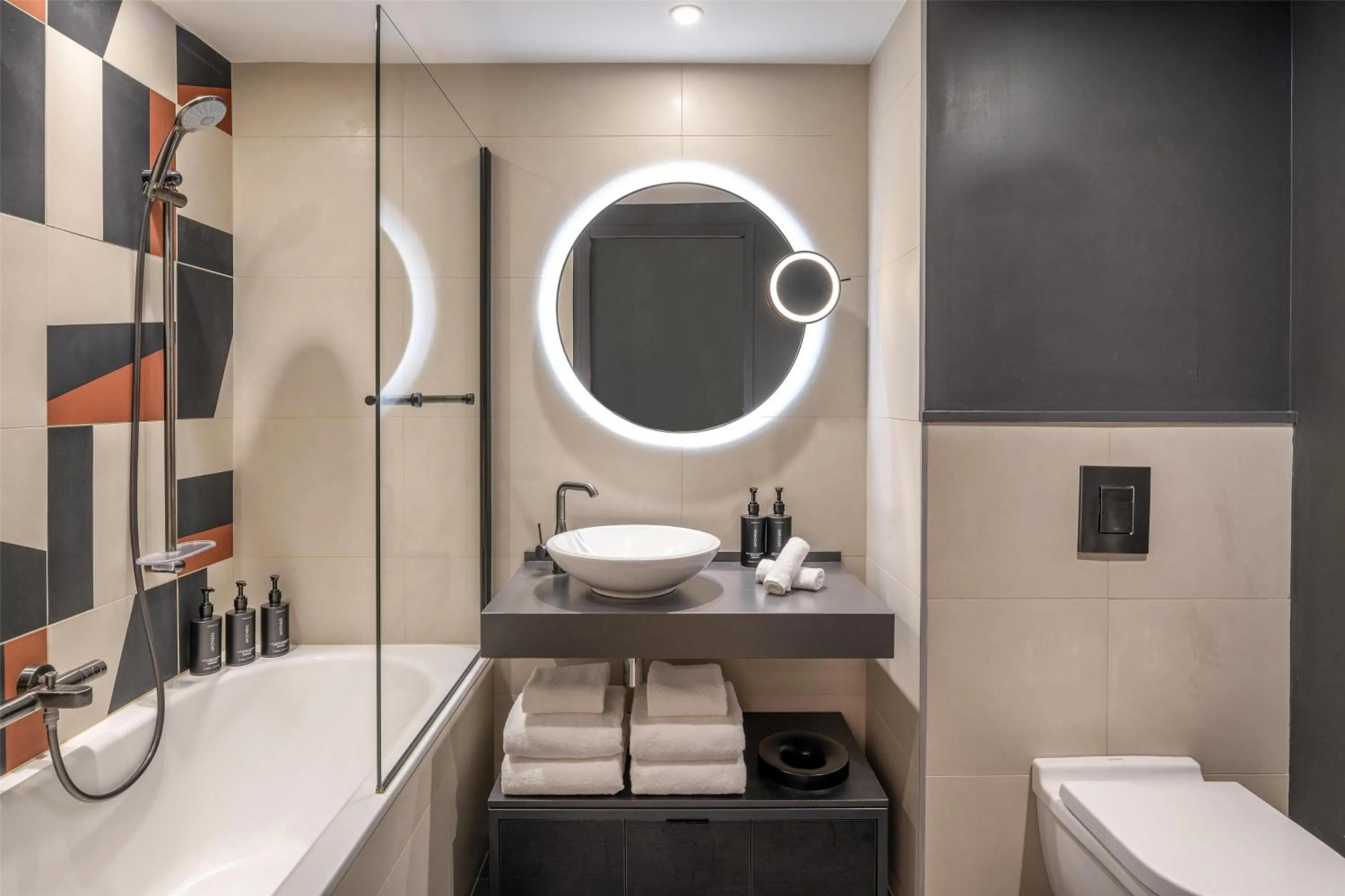 Bathroom in Canopy By Hilton Paris Eiffel Tower