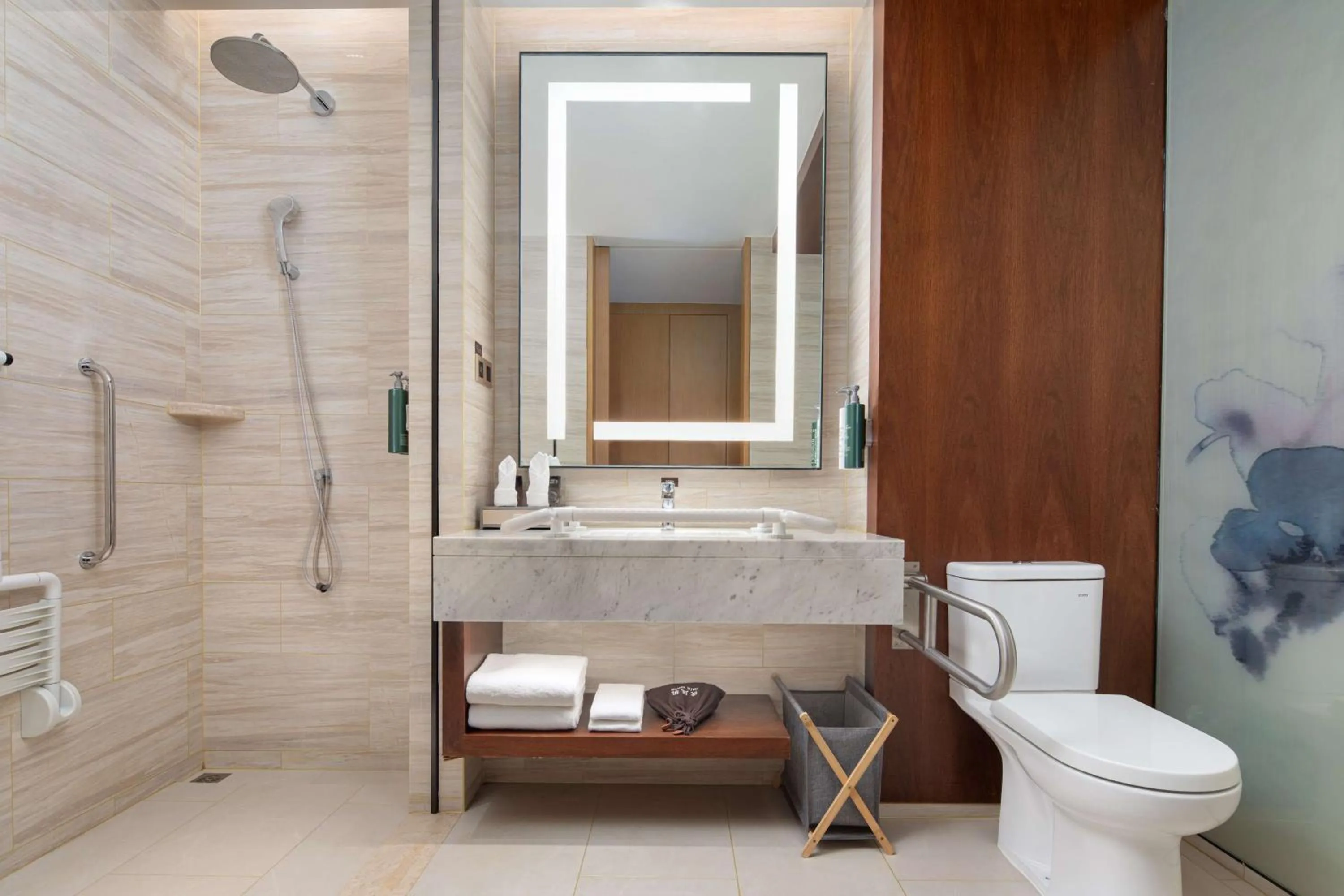 Bathroom in Hilton Garden Inn Zibo Zhangdian