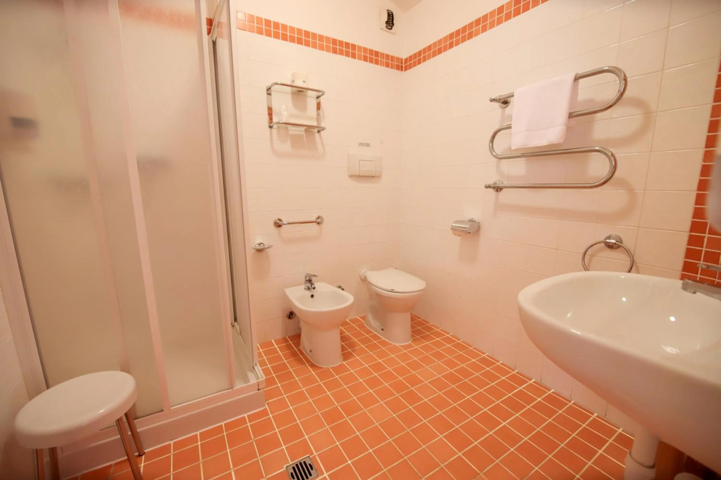 Pràcatinat Hotel & Restaurant