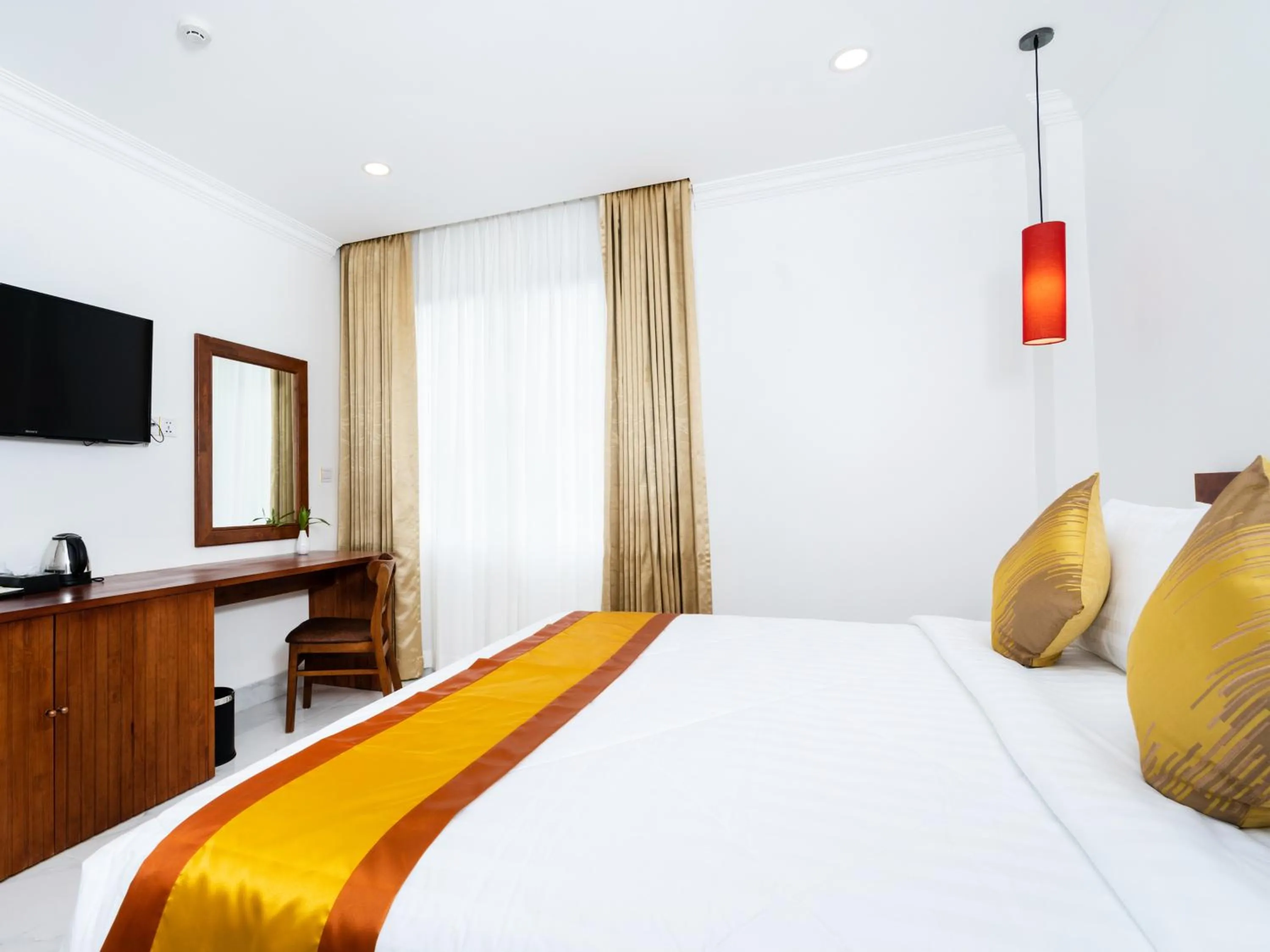 TV and multimedia, Bed in Le Kree Downtown Hotel