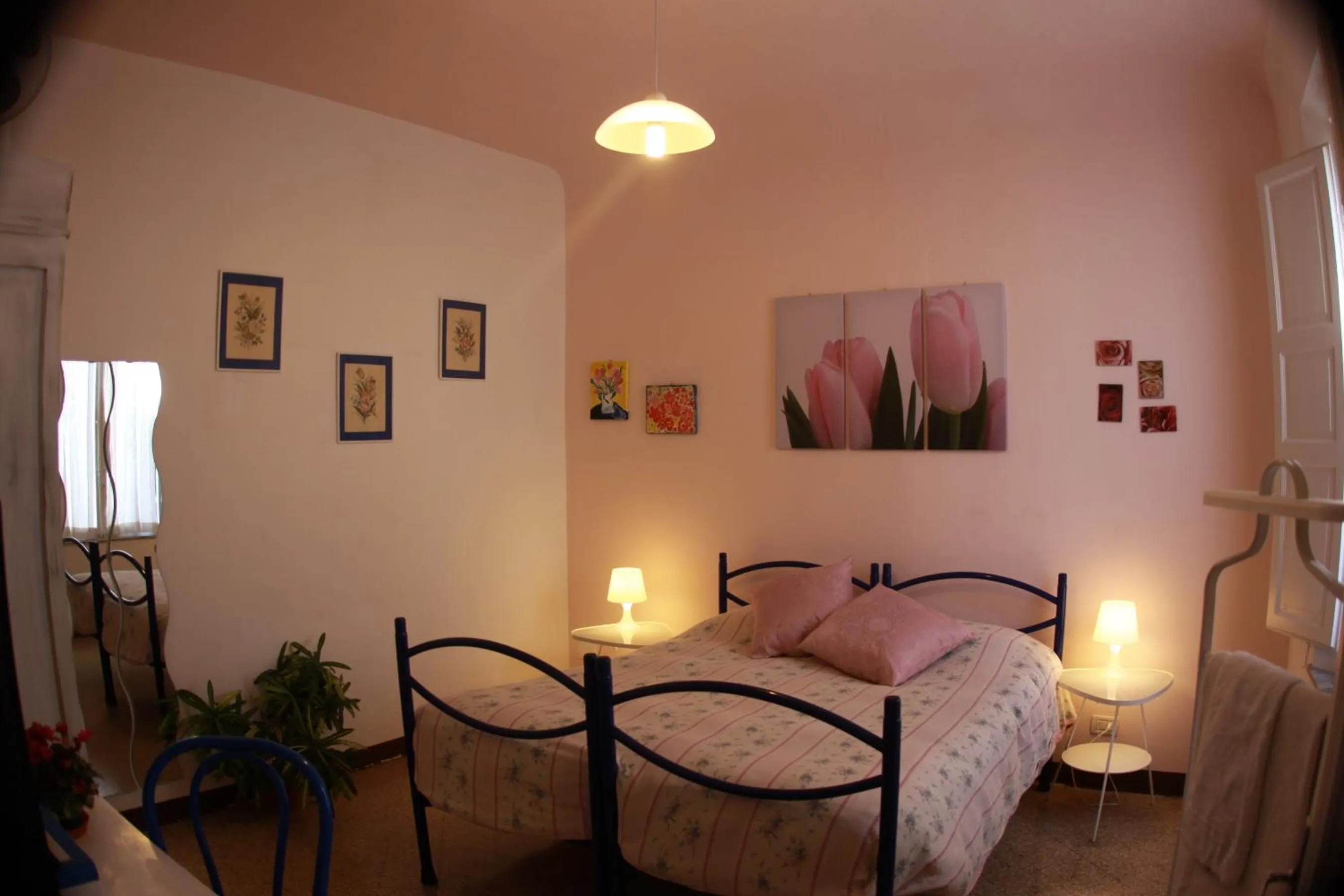 Photo of the whole room, Bed in Casa di Osio