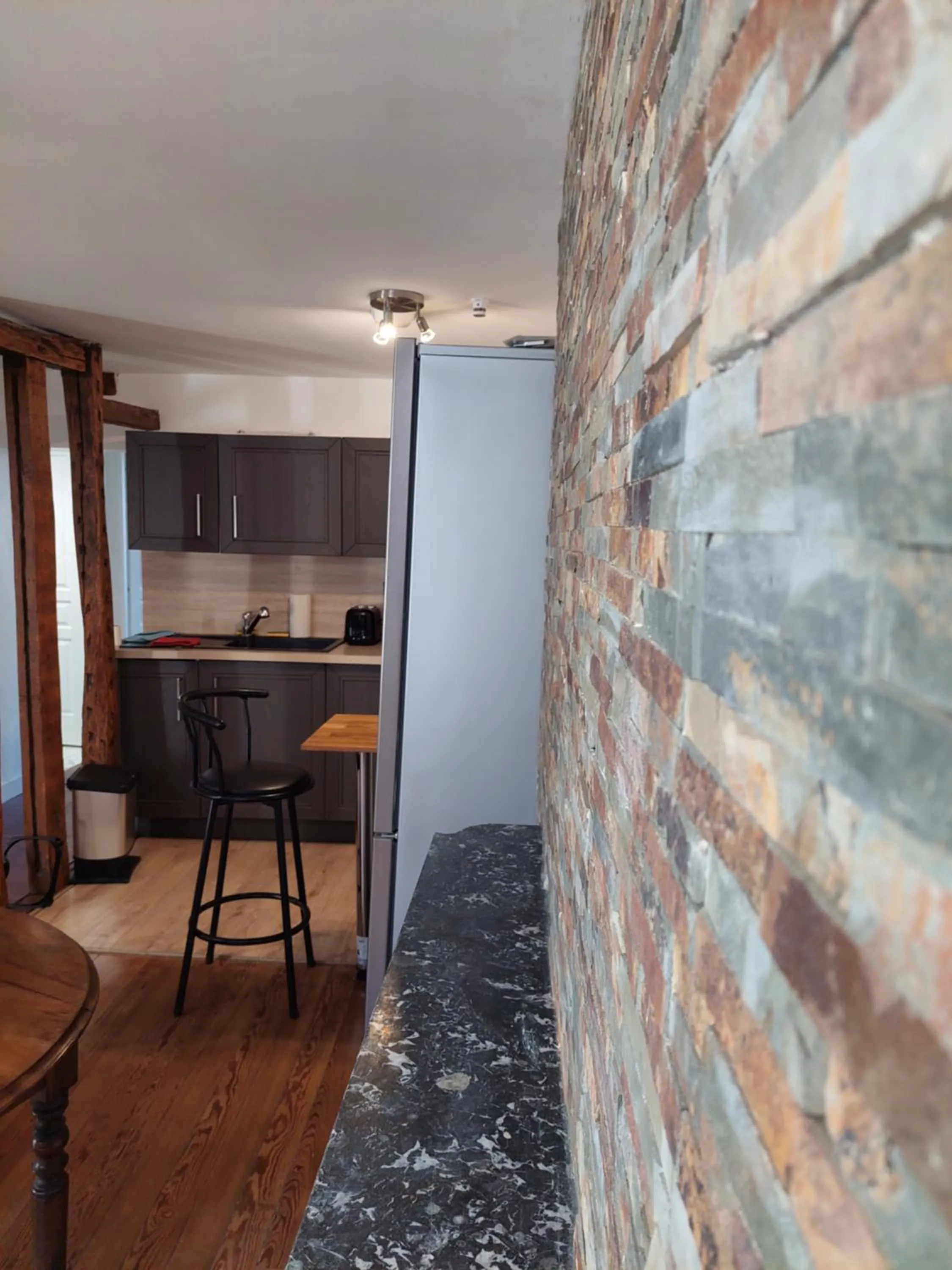 Communal lounge/ TV room in La graineterie89