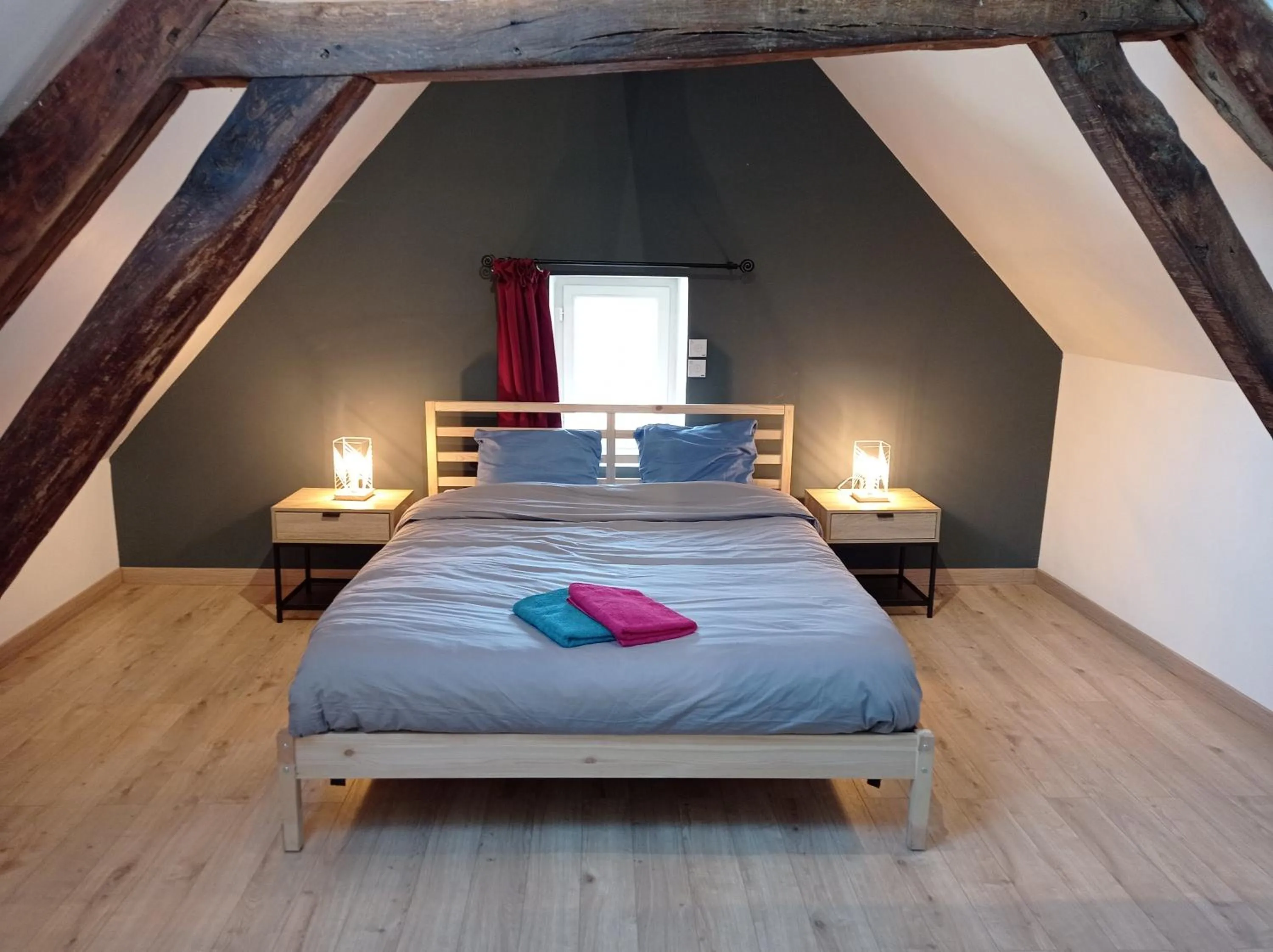 Bedroom, Bed in La graineterie89