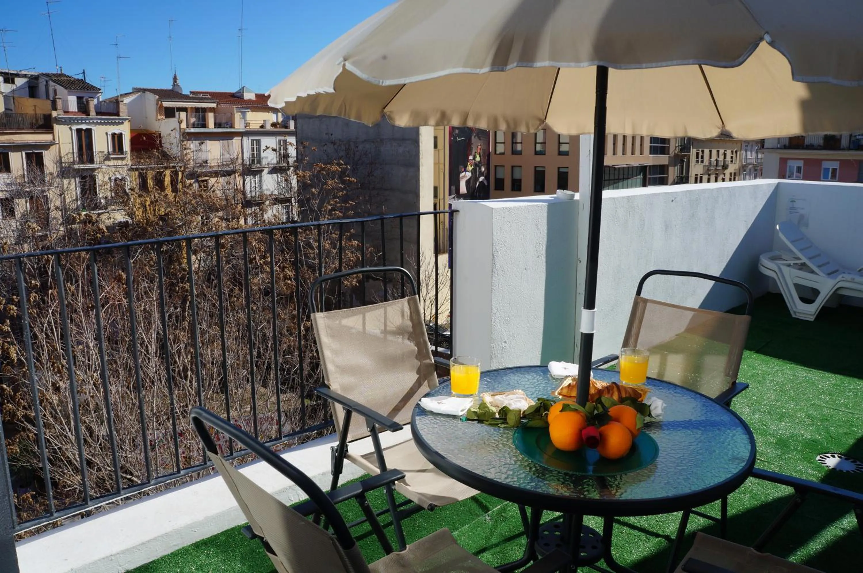 Solarium in Mosen Sorell Apartments