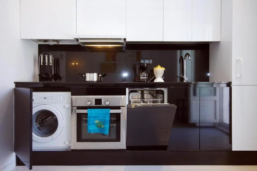 Mosen Sorell Apartments