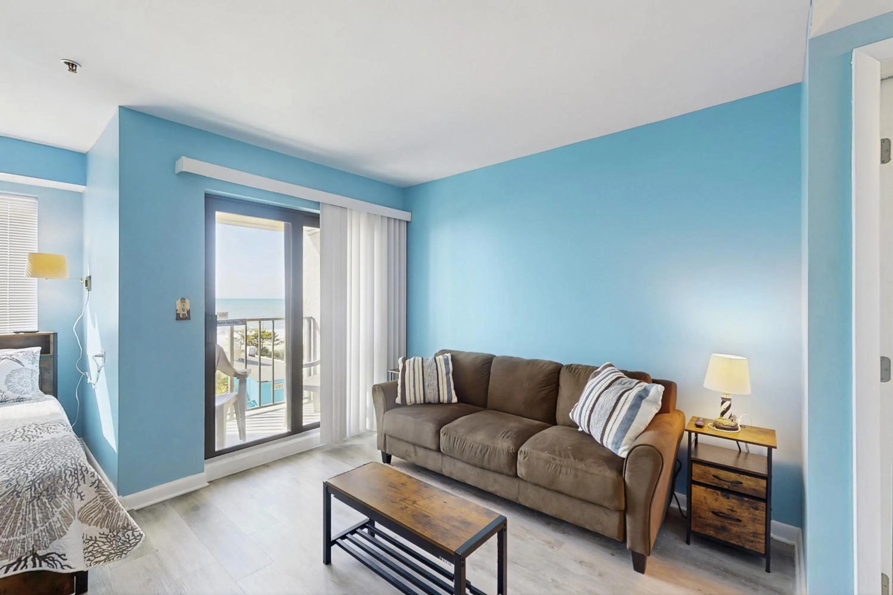 Bed in Myrtle Beach Resort