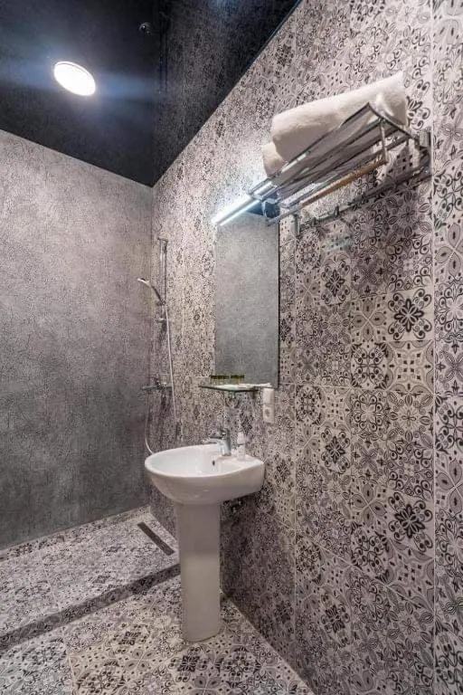 Hotel History • სასტუმრო ისტორია