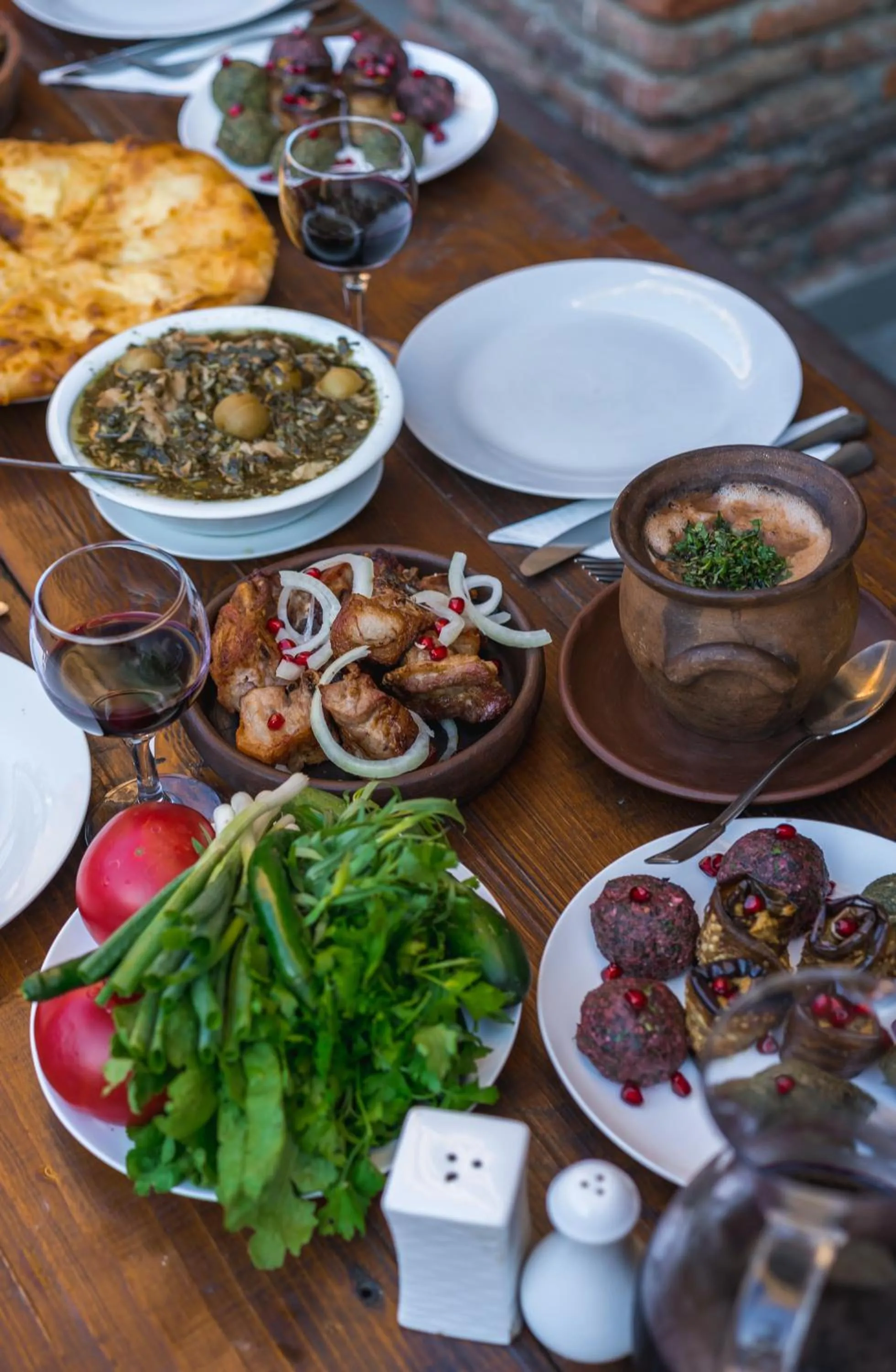 Hotel History • სასტუმრო ისტორია