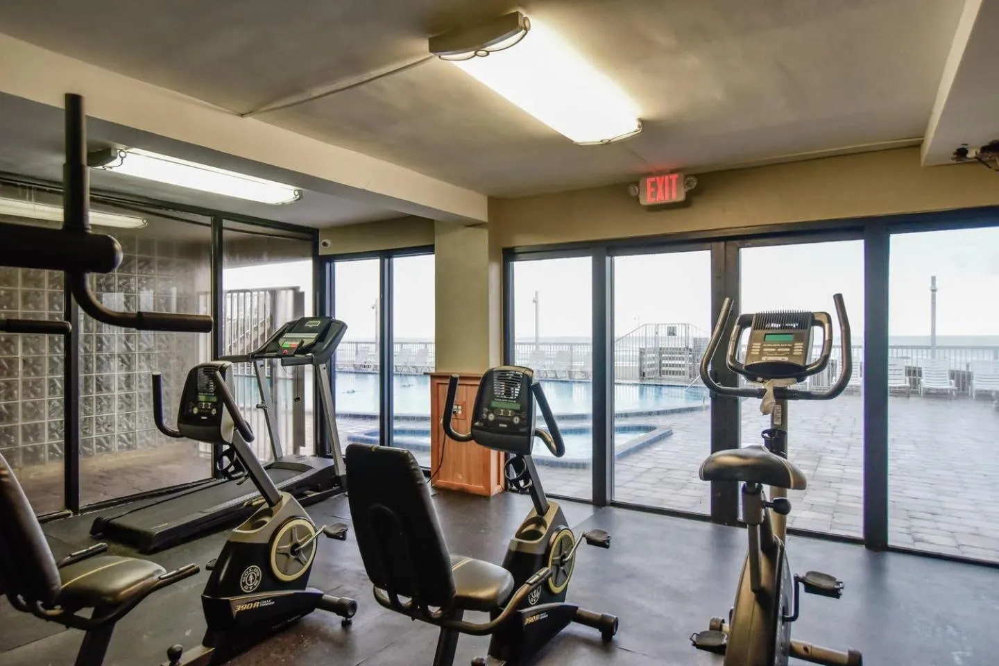 Pirates Cove Resort Studios!